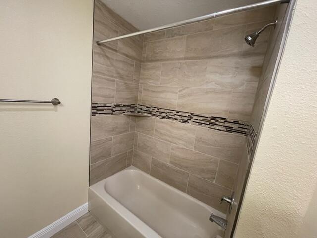 CRESCENT SHORES COM - Residential Lease