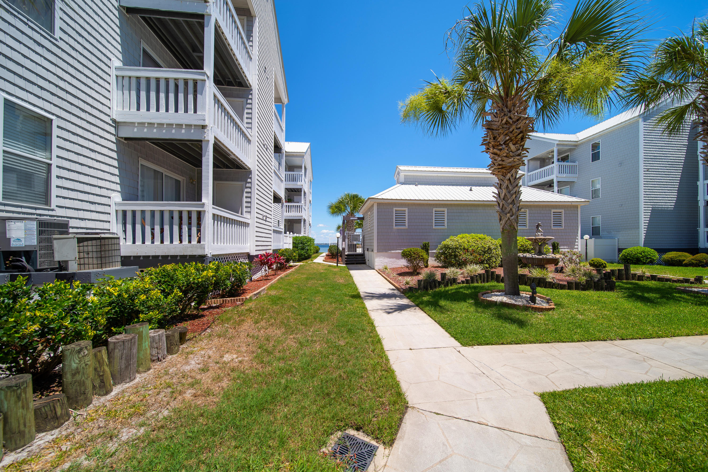 HERMITAGE CONDOMINIUM - Residential