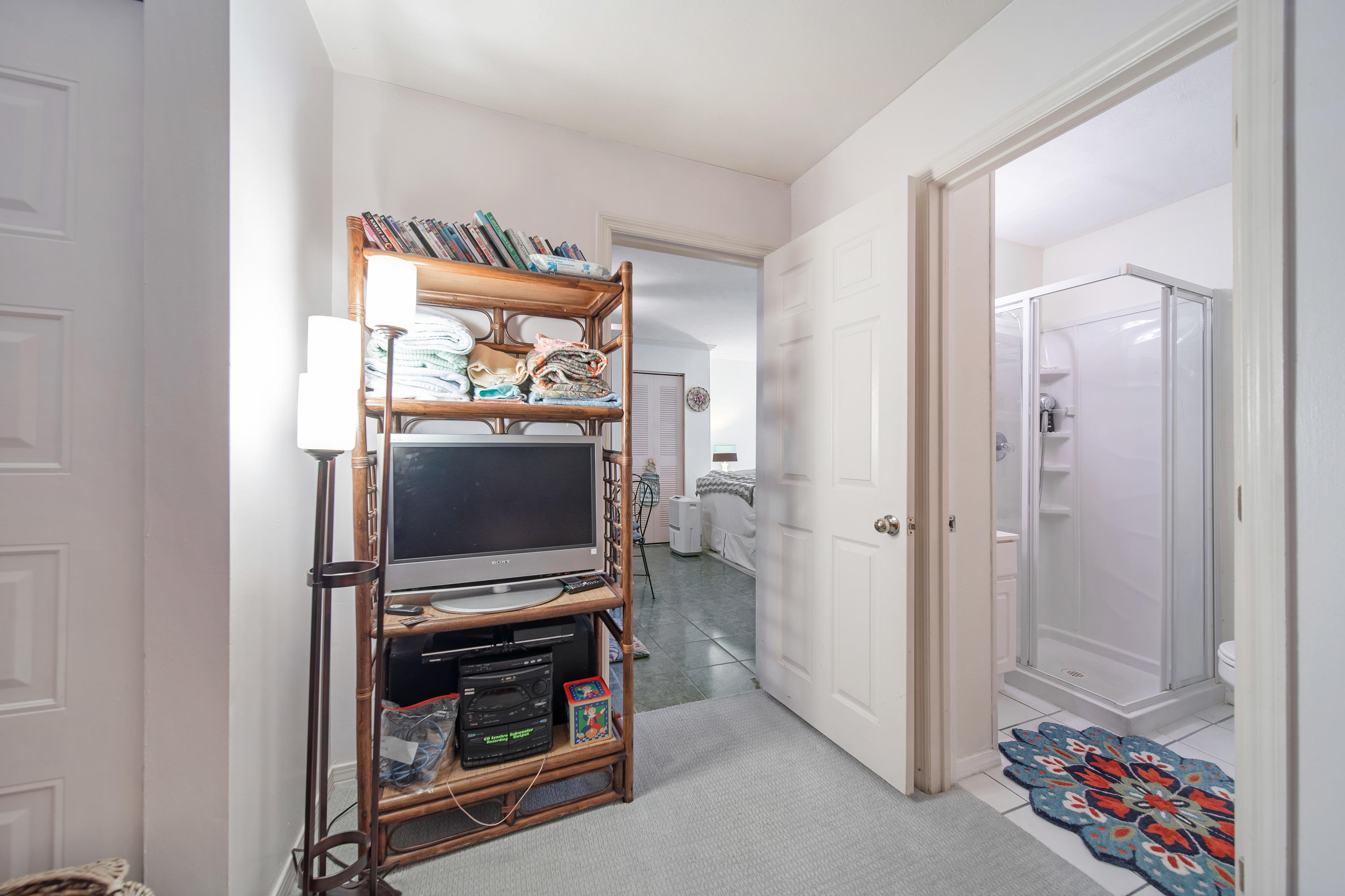 HERMITAGE CONDOMINIUM - Residential