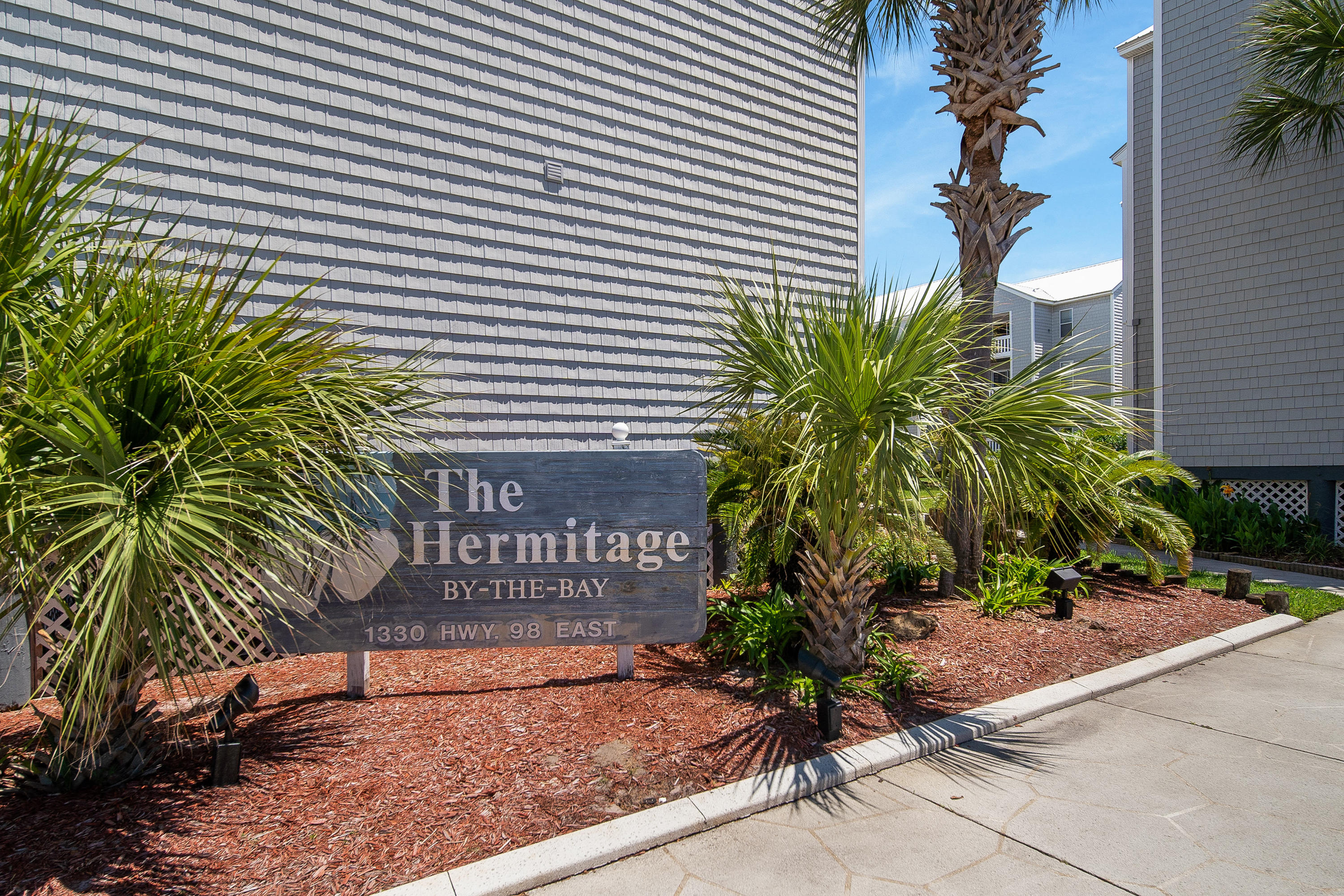 HERMITAGE CONDOMINIUM - Residential