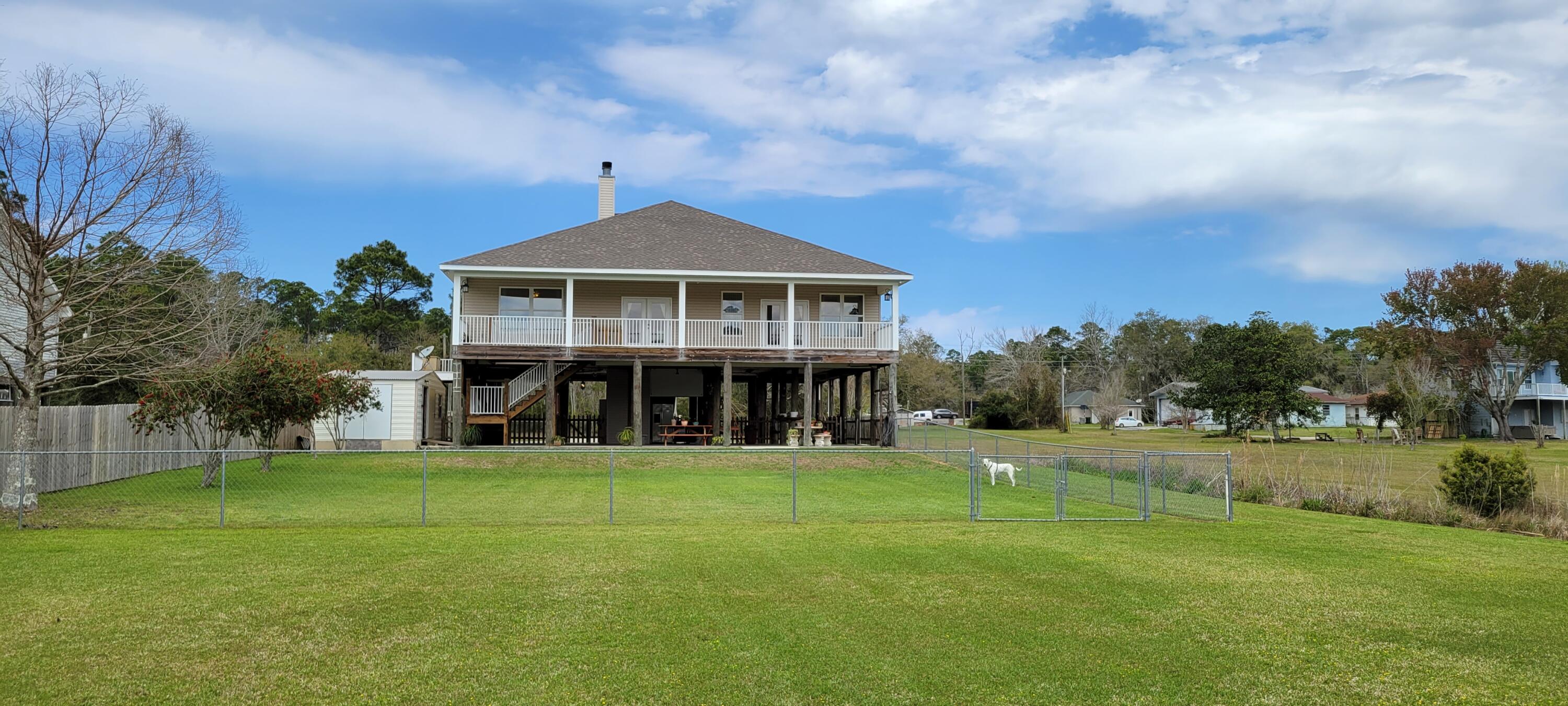 GULF BEACH MANOR - Residential