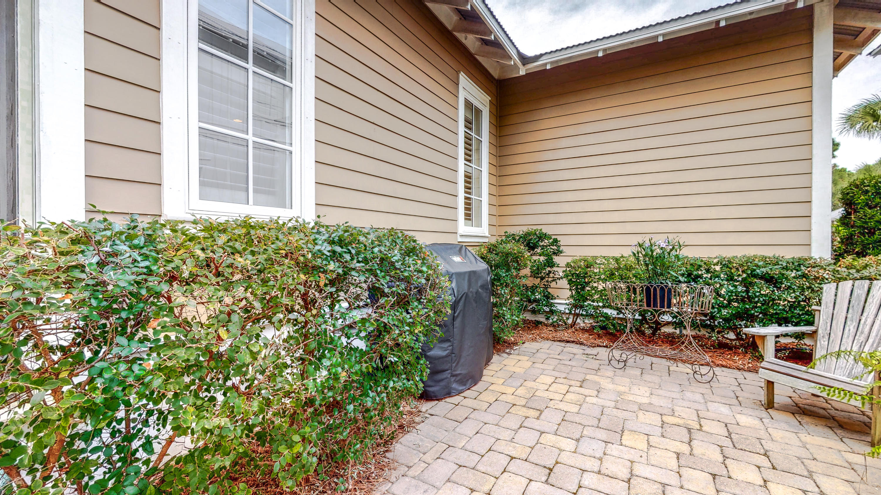 CARSON OAKS - Residential