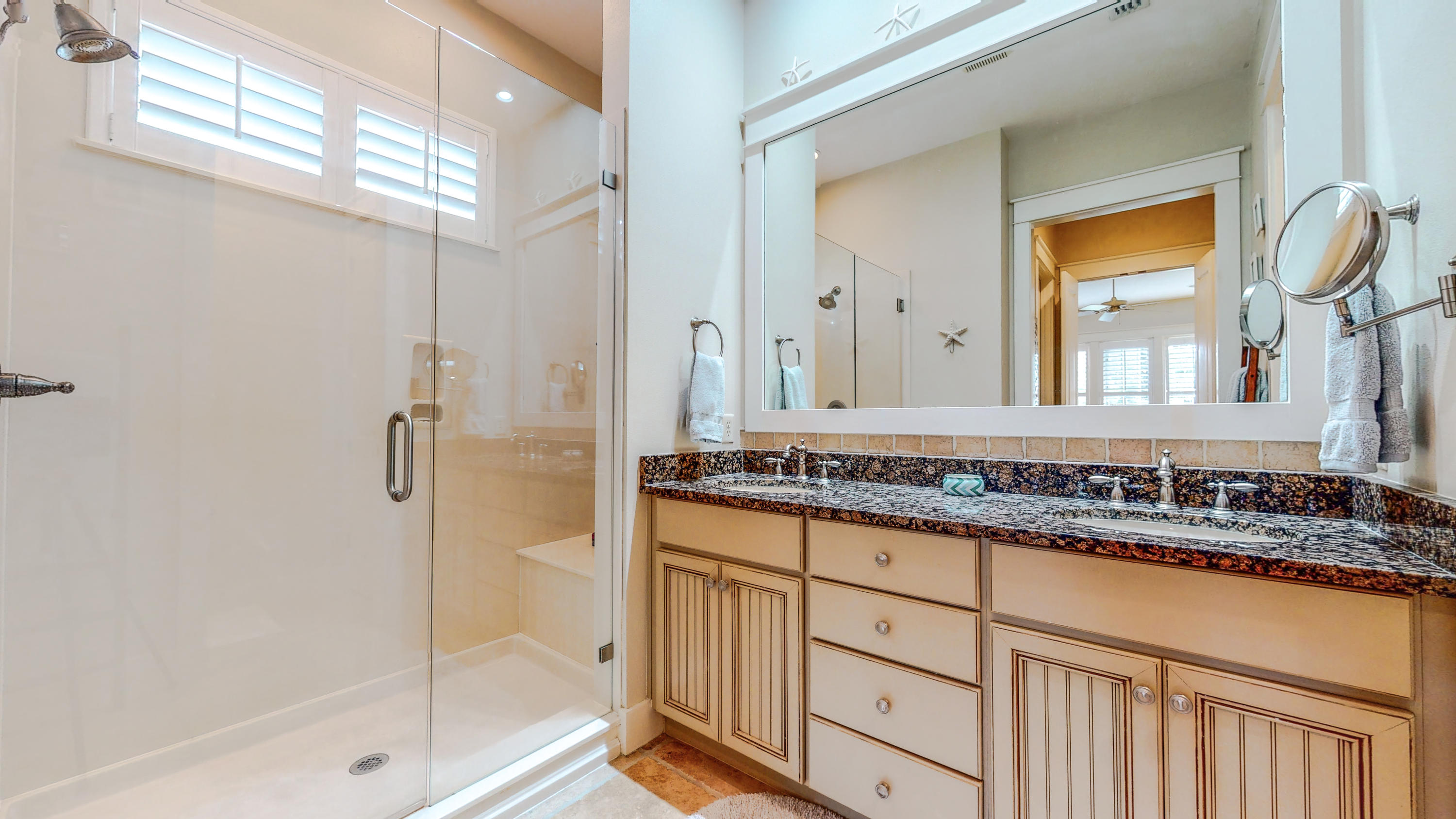 CARSON OAKS - Residential