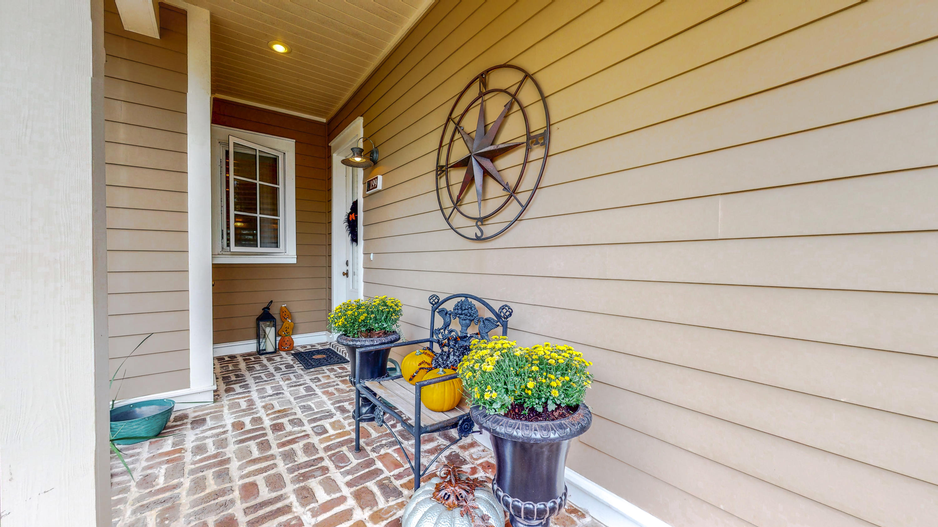 CARSON OAKS - Residential