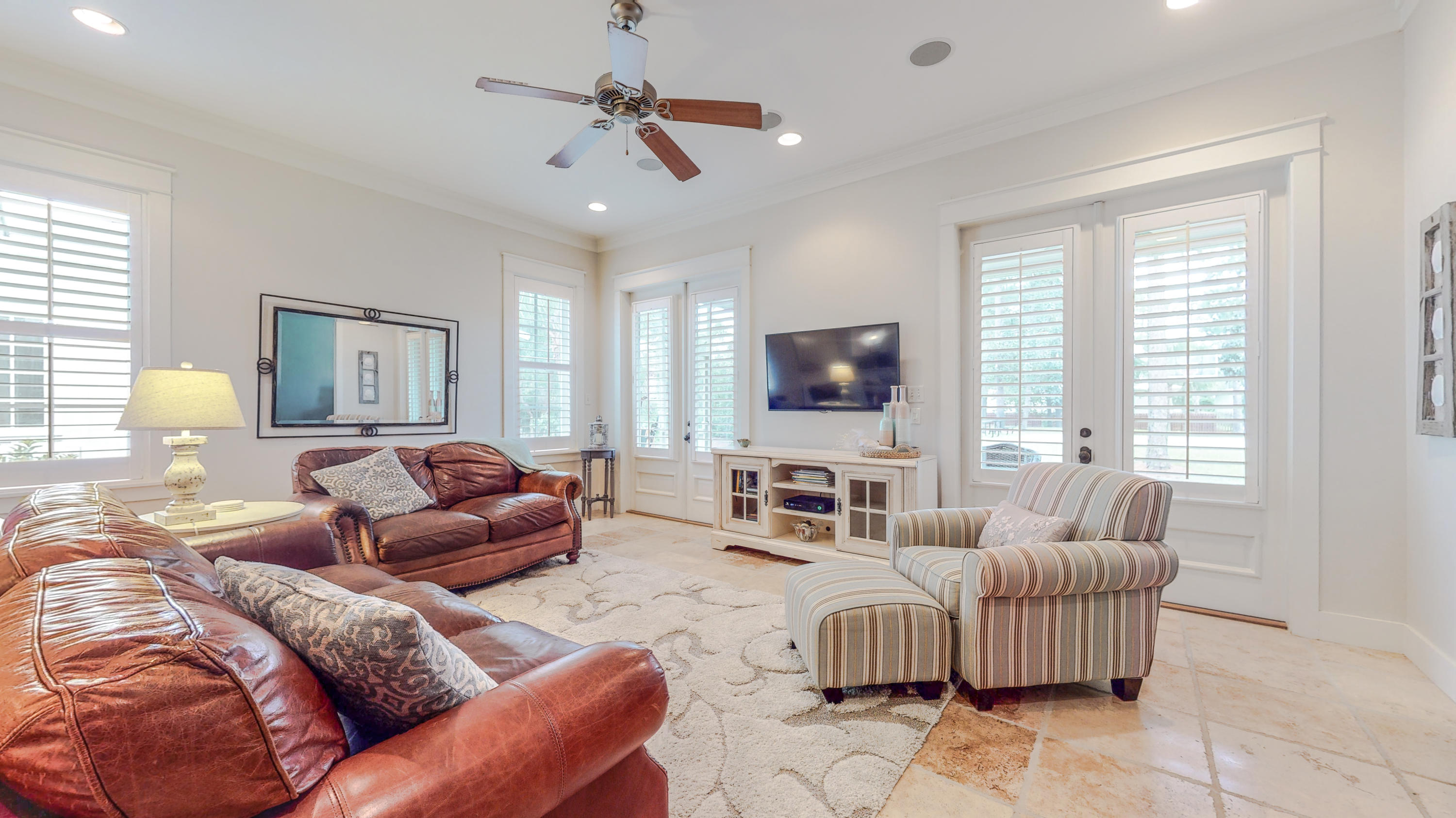 CARSON OAKS - Residential