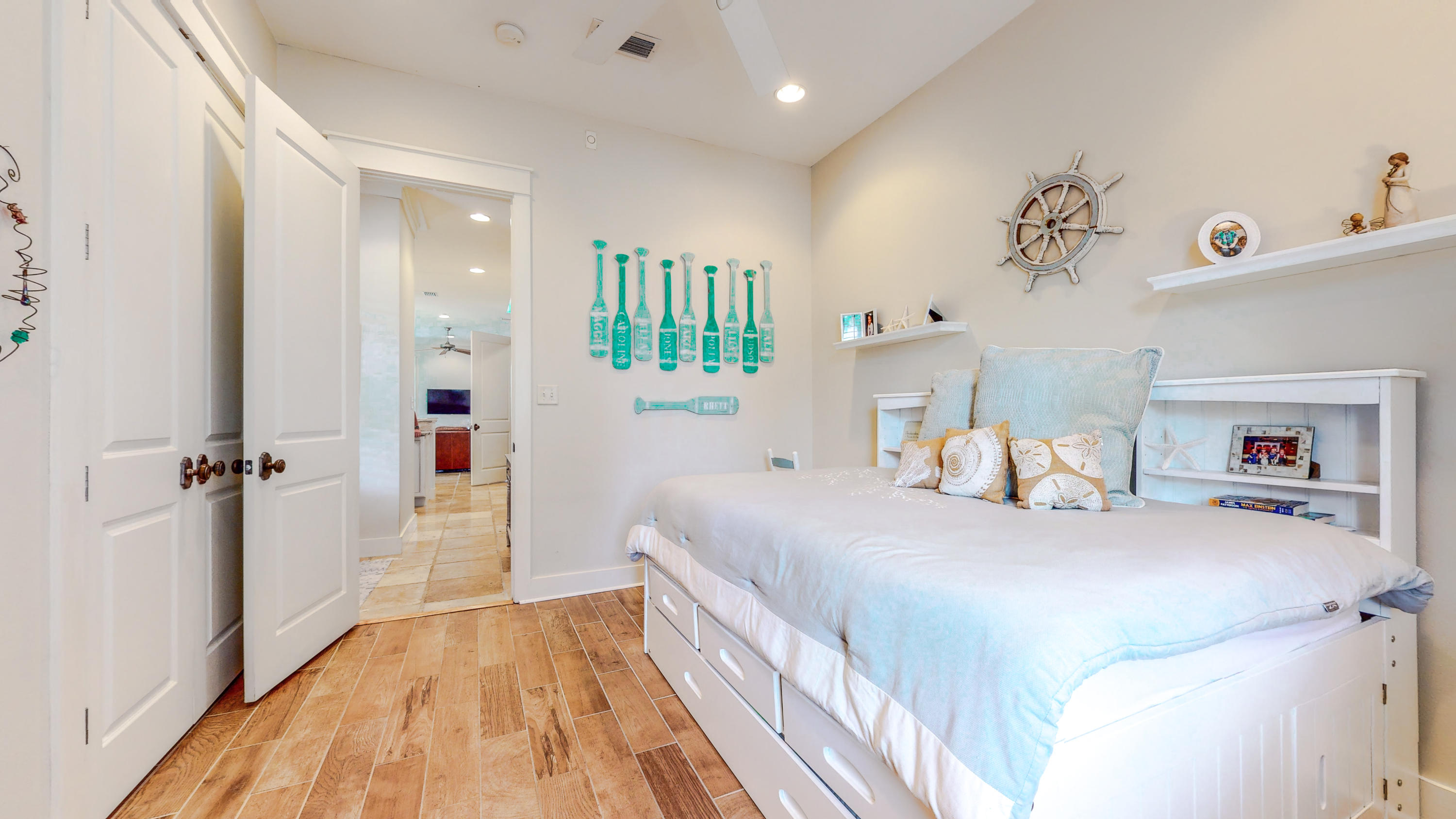 CARSON OAKS - Residential