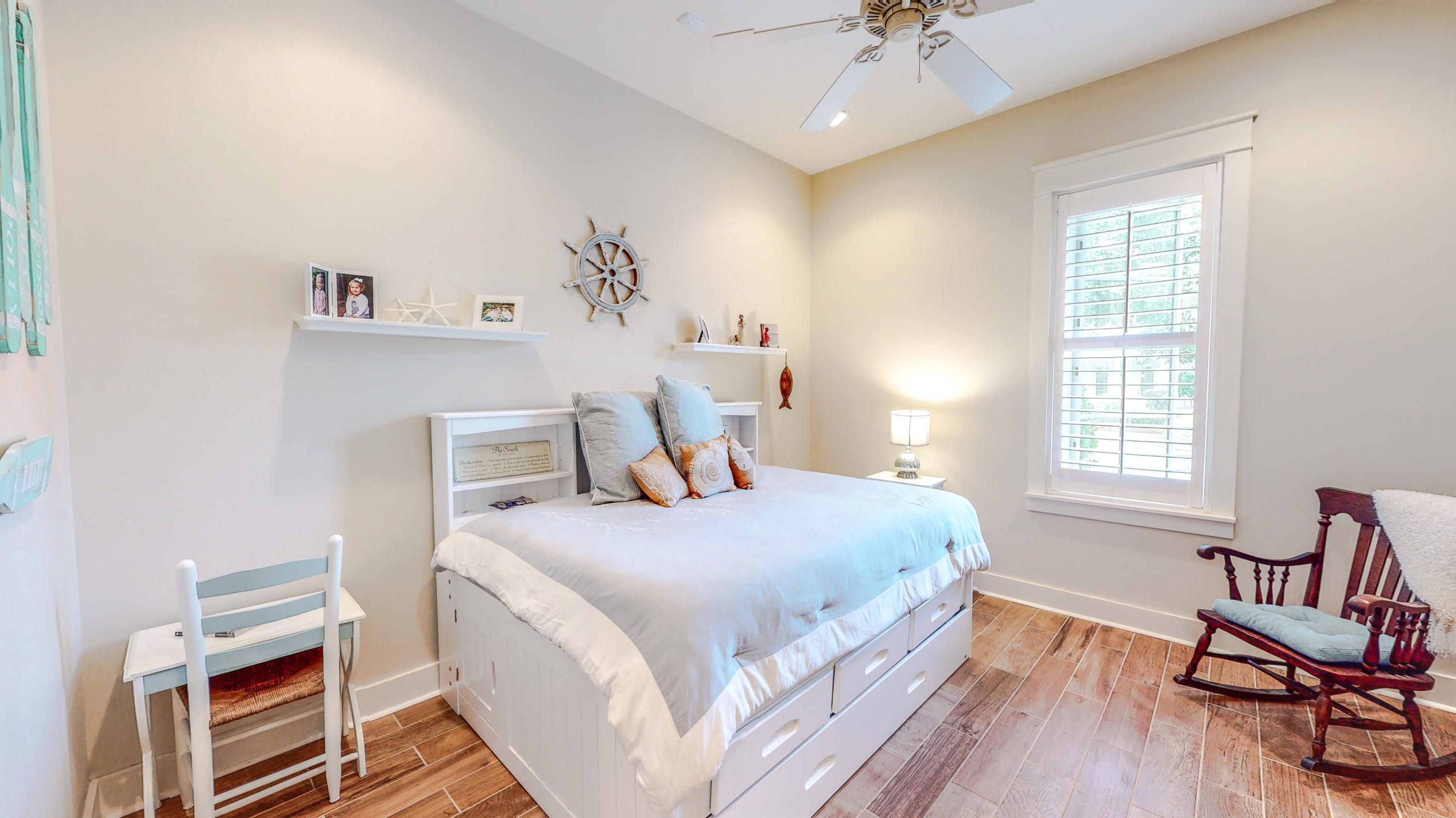 CARSON OAKS - Residential