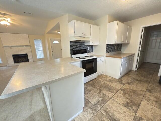 COUNTRY OAKS ESTATES PH 1 - Residential Lease