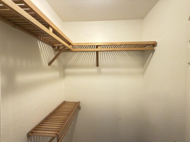 COUNTRY OAKS ESTATES PH 1 - Residential Lease