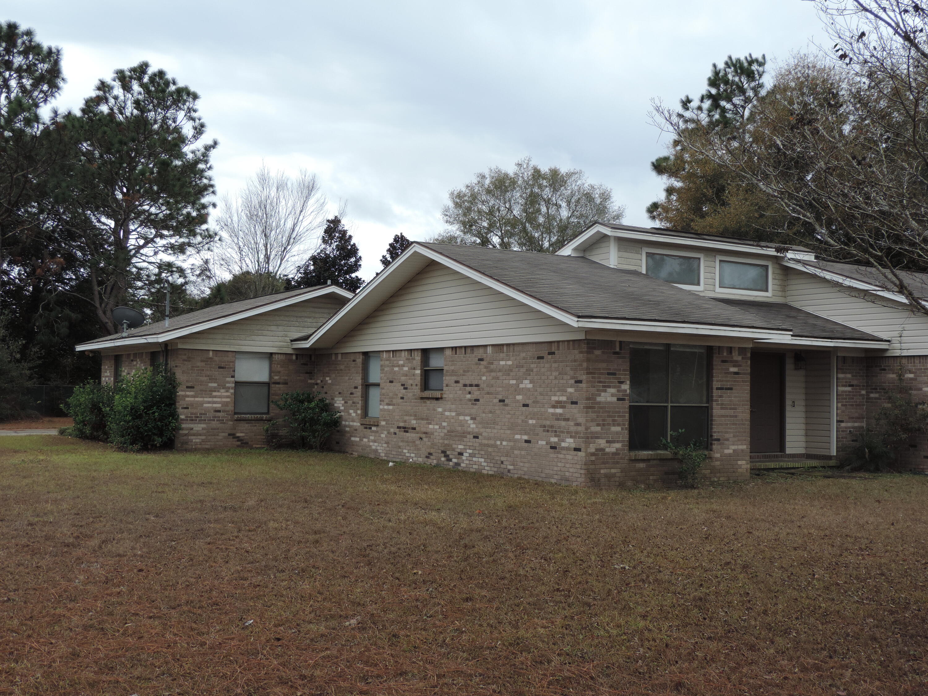 HERITAGE HILLS UNIT 1 - Residential