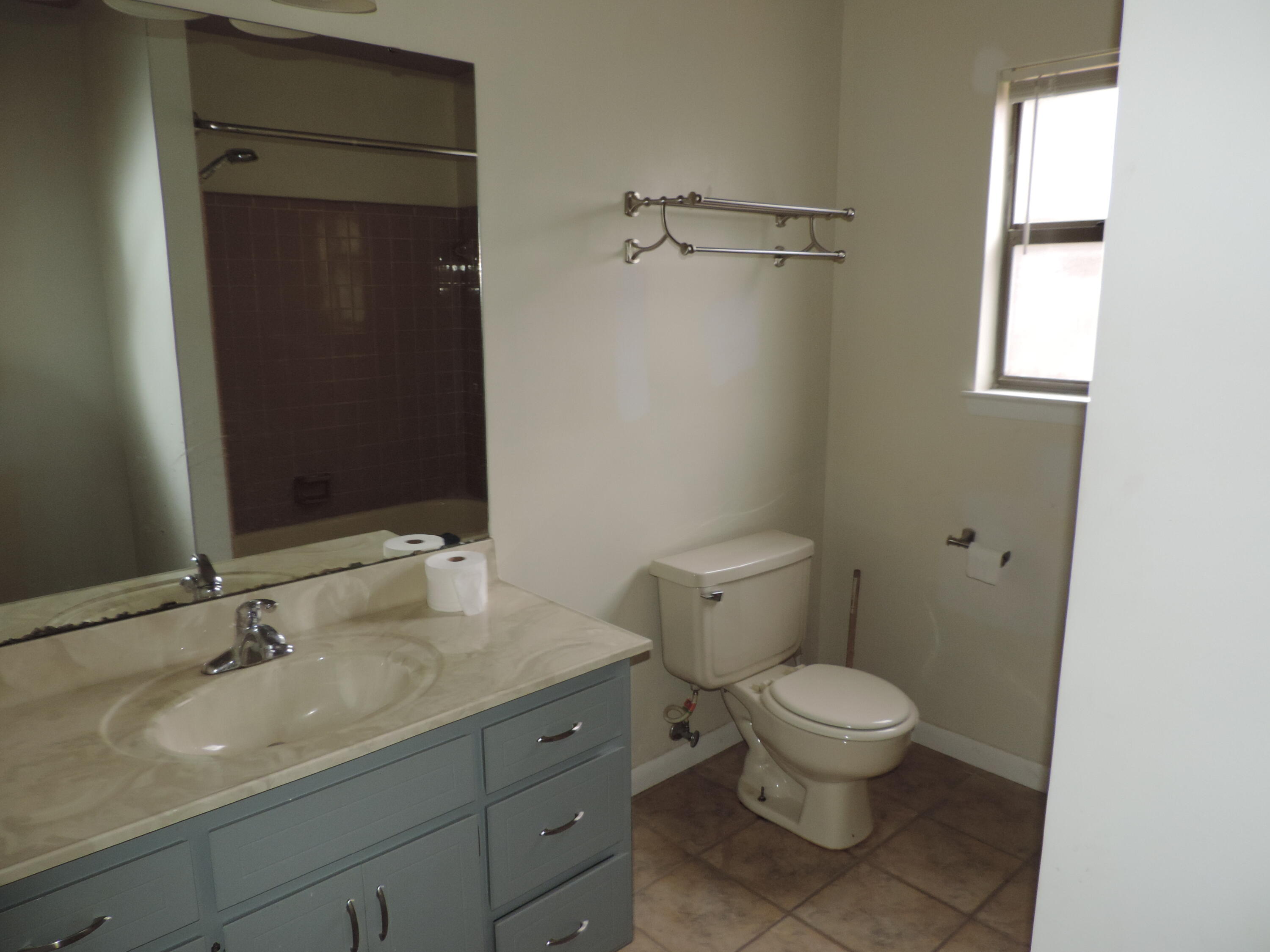 HERITAGE HILLS UNIT 1 - Residential