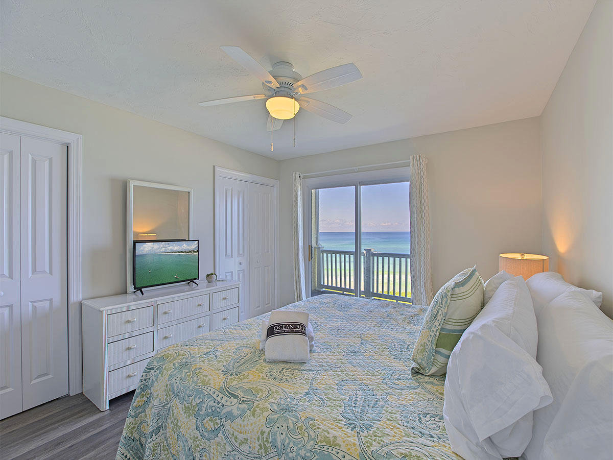 BOOTH BAY T/H - Residential