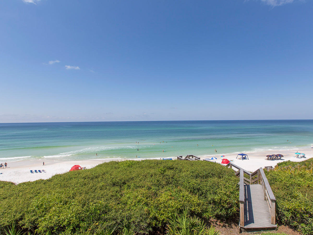 BOOTH BAY T/H - Residential