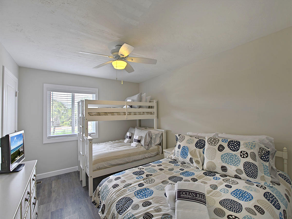 BOOTH BAY T/H - Residential