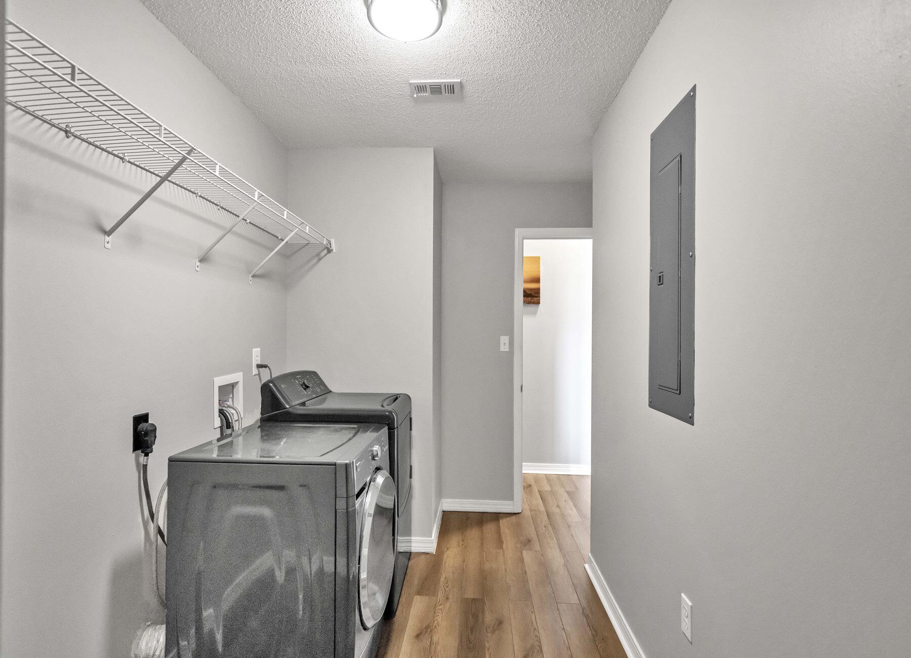 SKY RIDGE ESTATES 1ST ADD - Residential