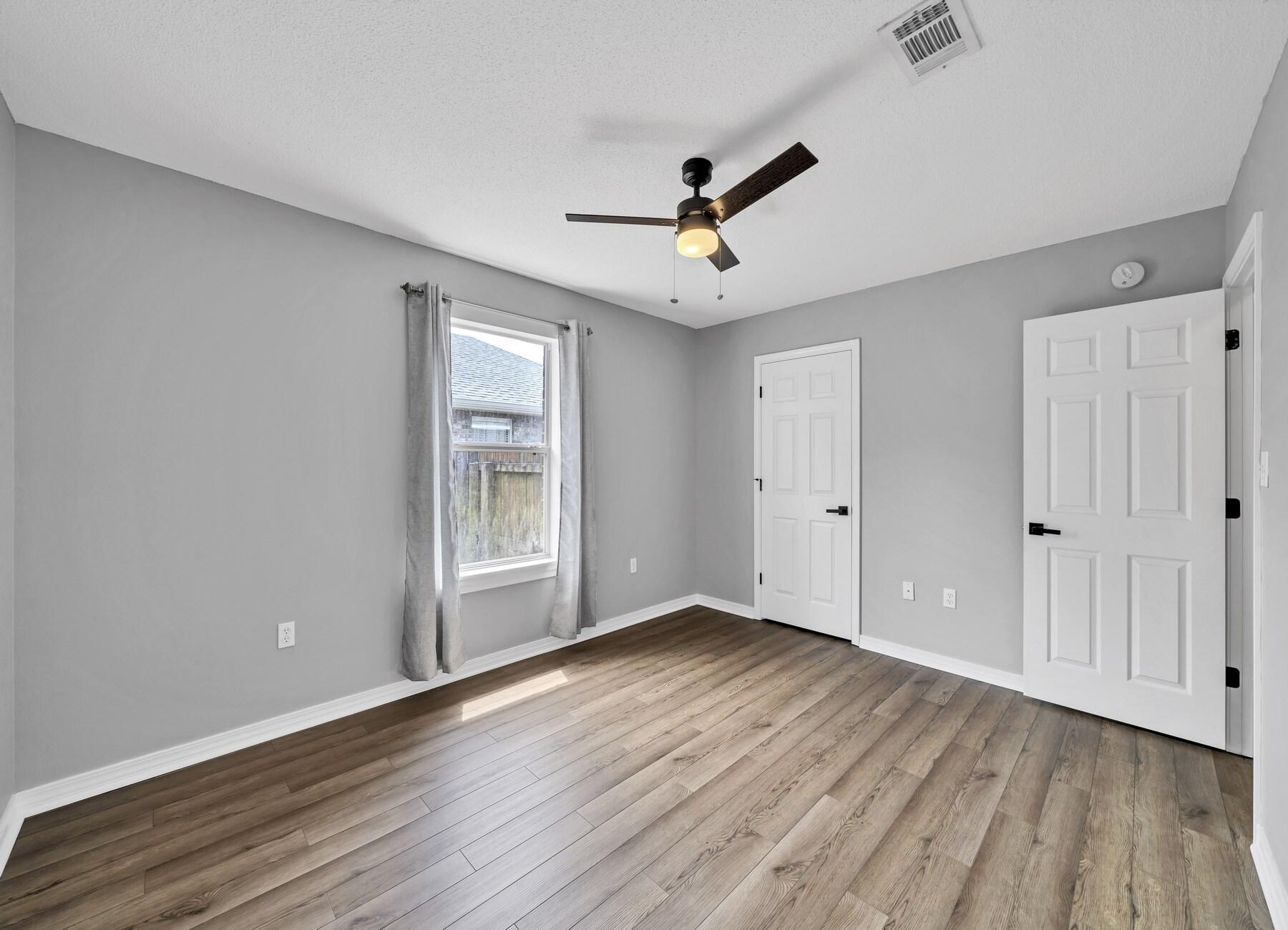 SKY RIDGE ESTATES 1ST ADD - Residential