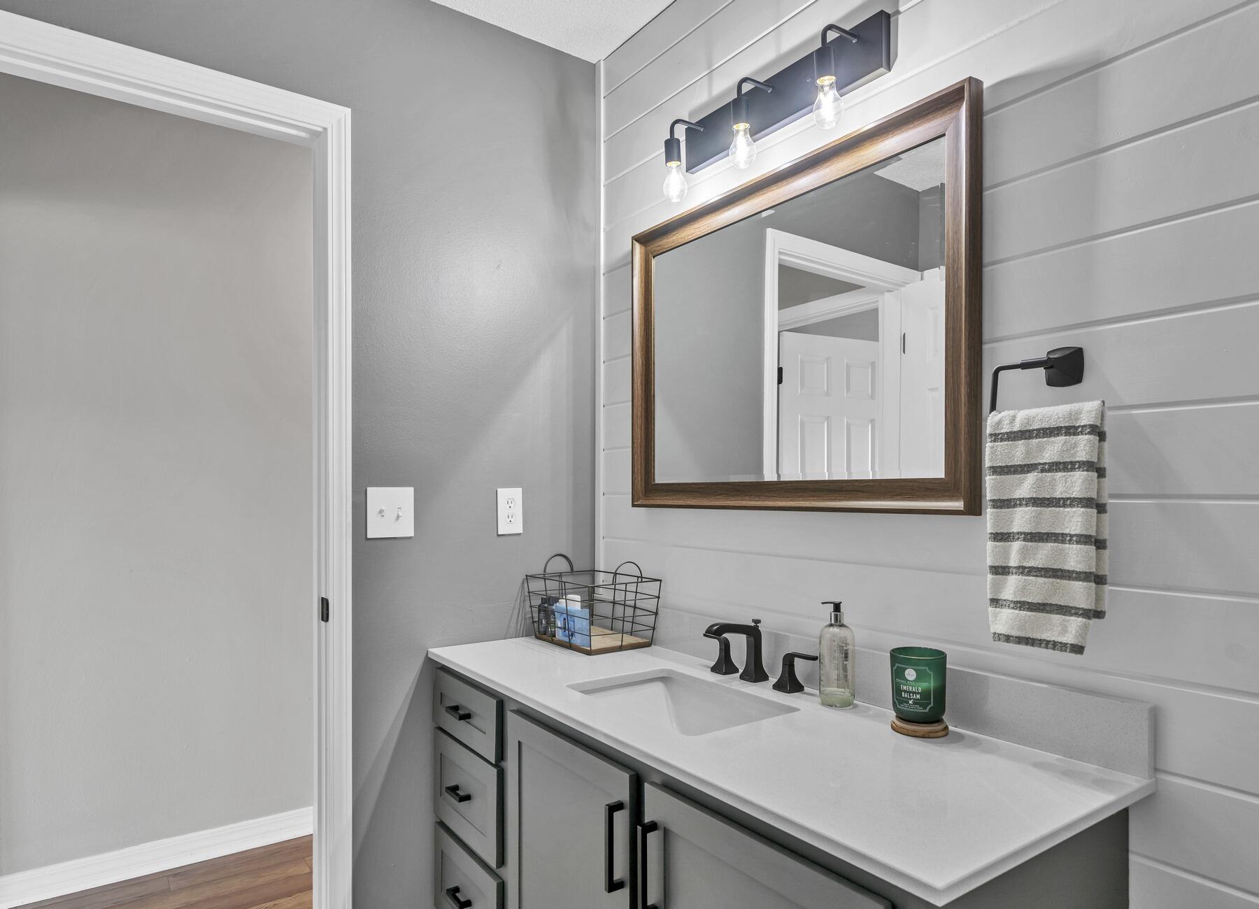 SKY RIDGE ESTATES 1ST ADD - Residential