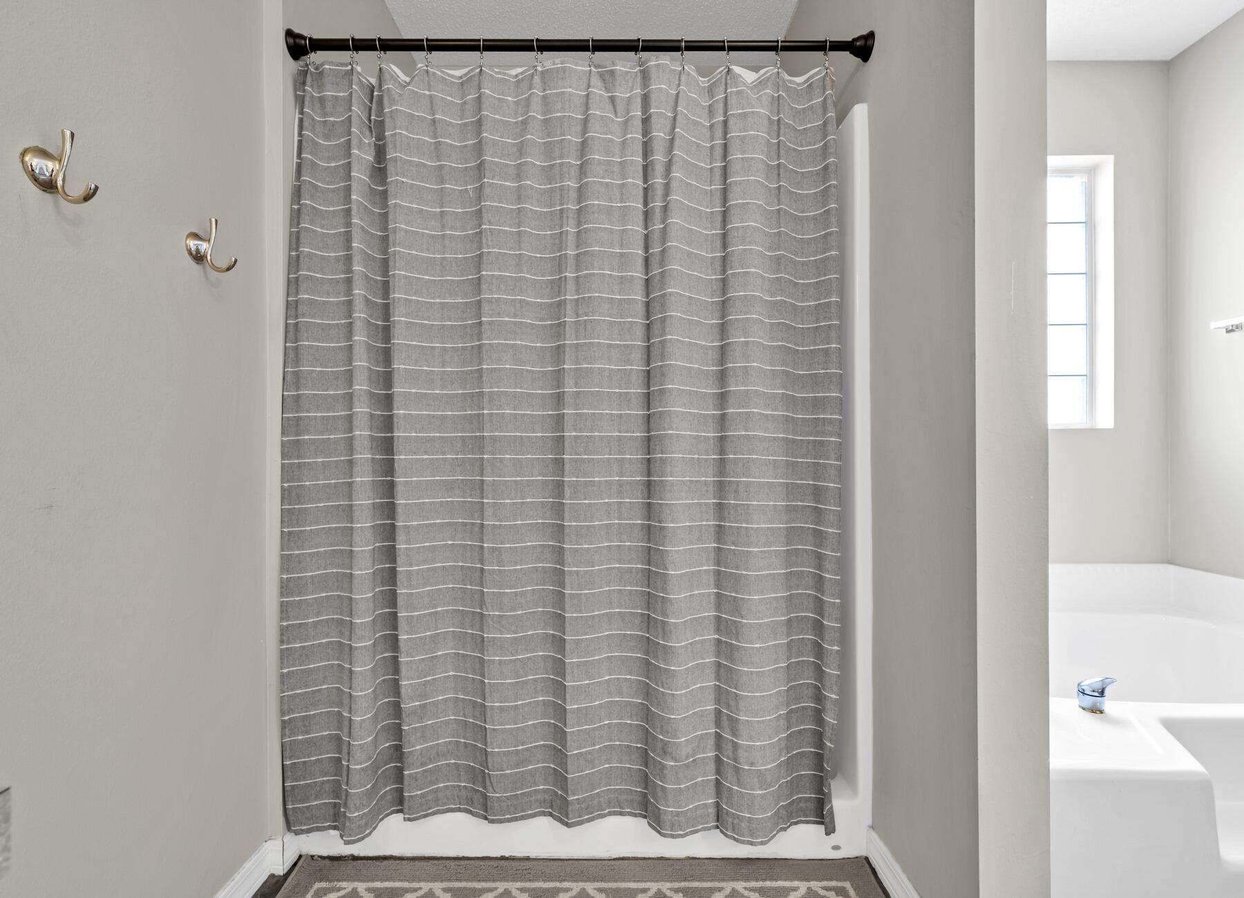 SKY RIDGE ESTATES 1ST ADD - Residential