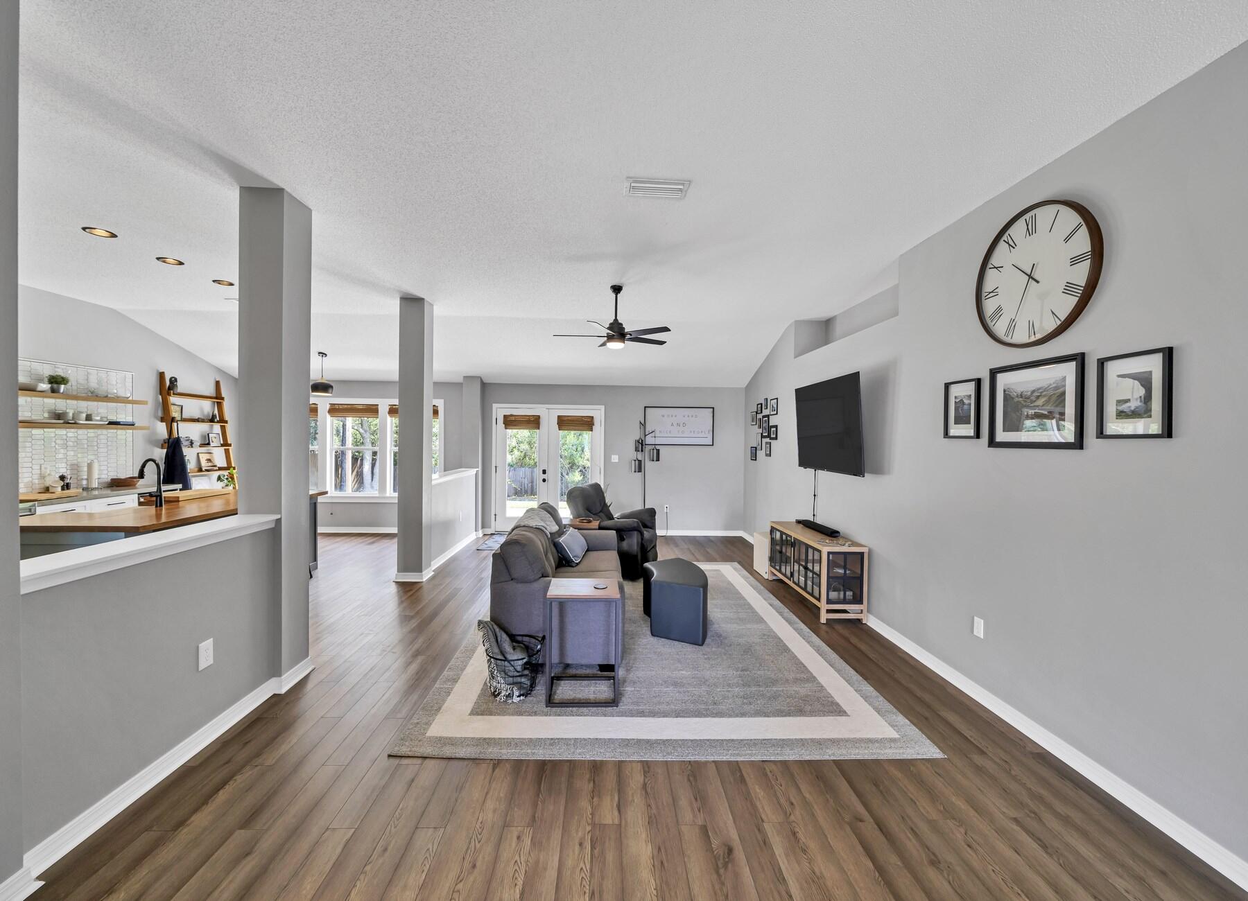 SKY RIDGE ESTATES 1ST ADD - Residential