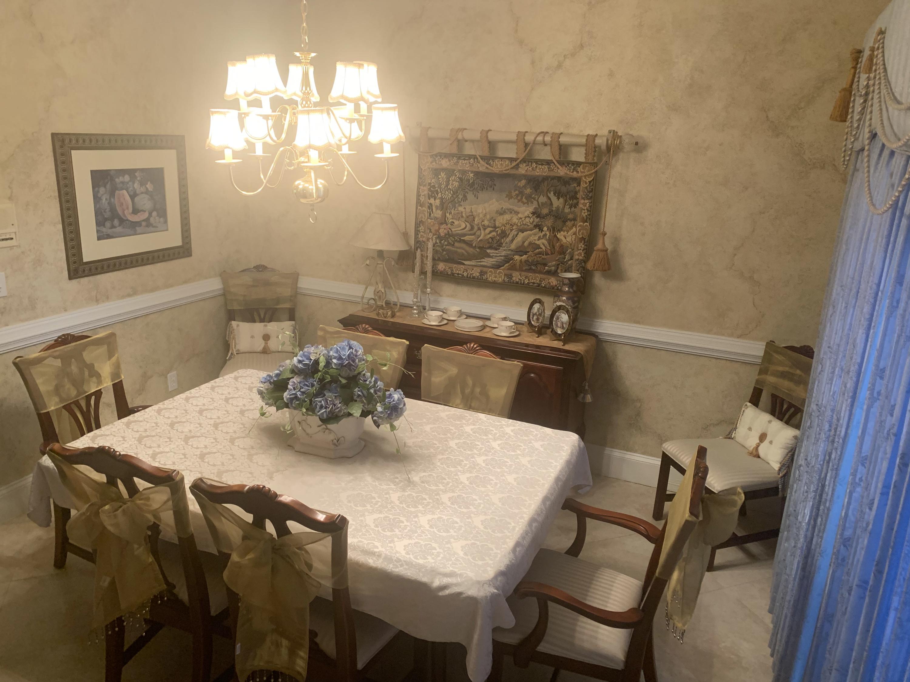 LAKE LORRAINE ESTATES - Residential