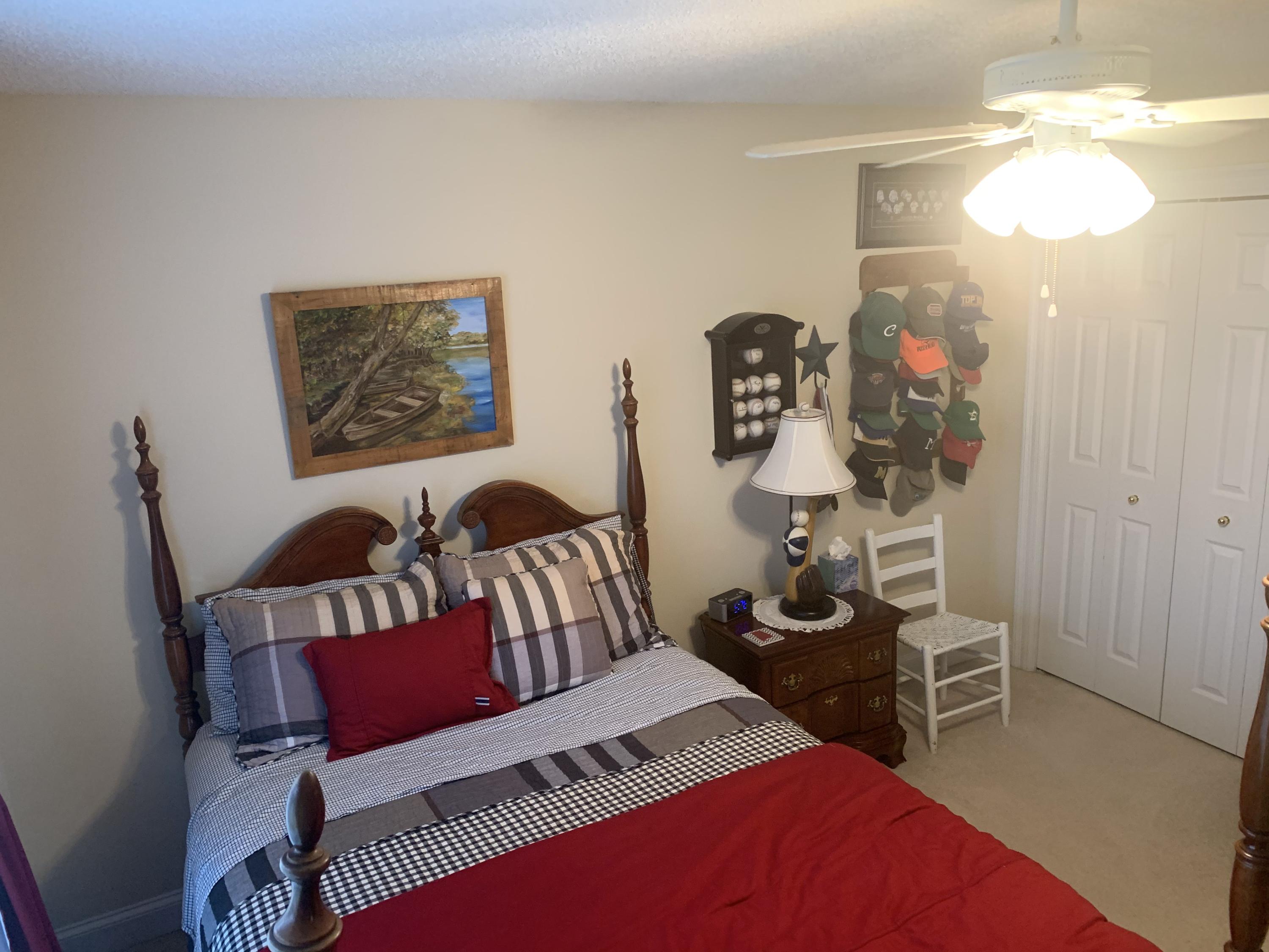 LAKE LORRAINE ESTATES - Residential