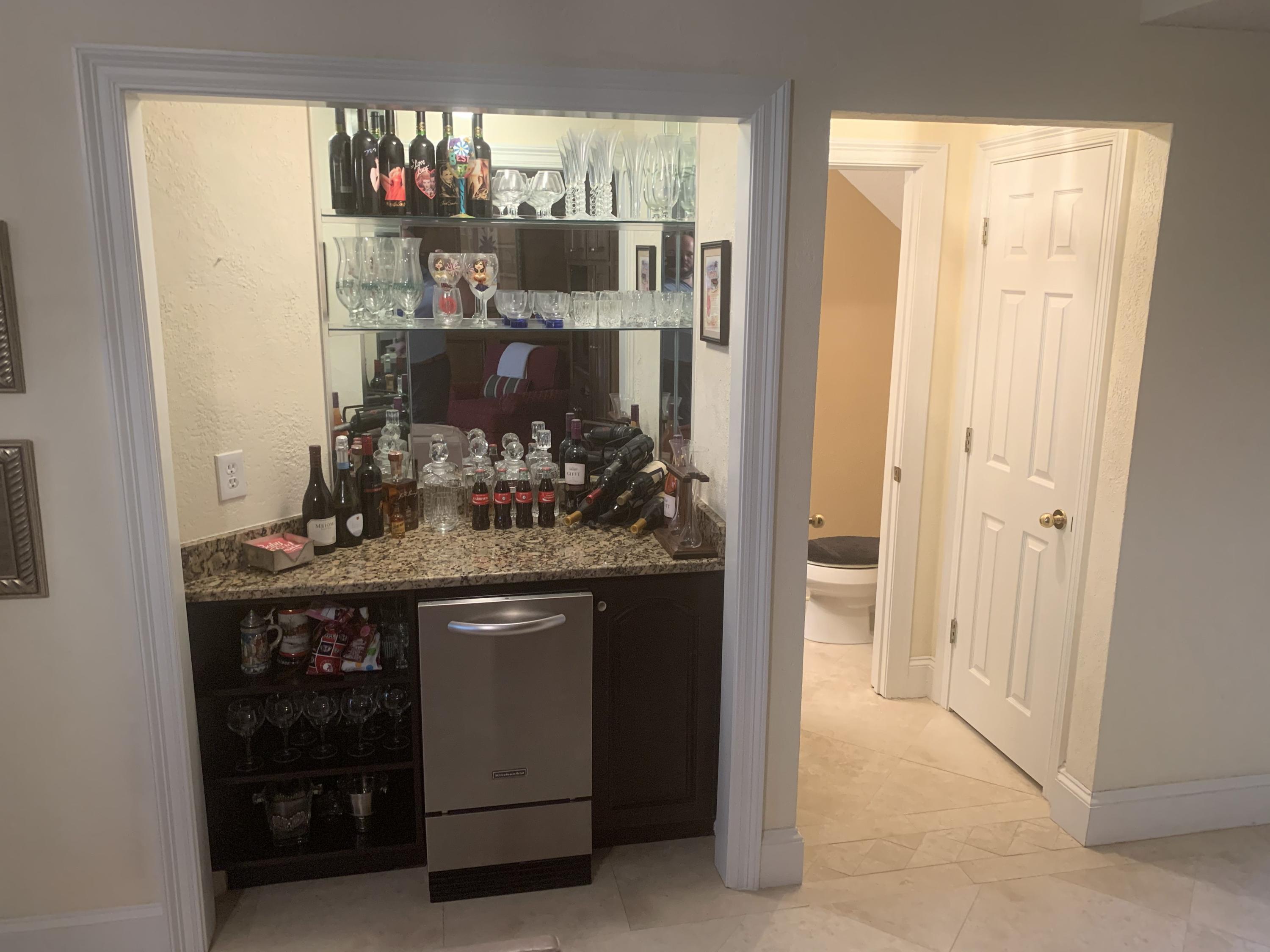 LAKE LORRAINE ESTATES - Residential