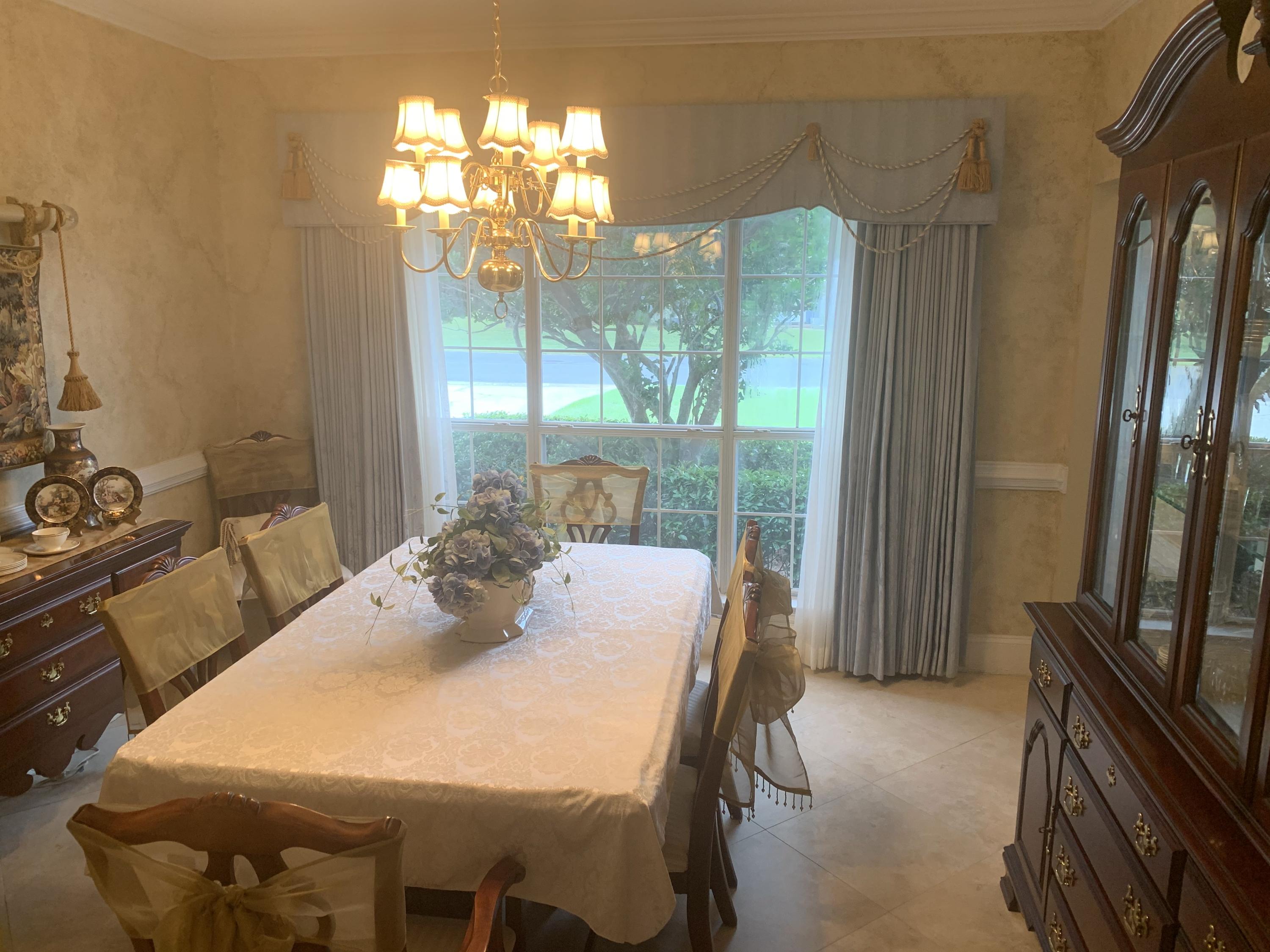 LAKE LORRAINE ESTATES - Residential