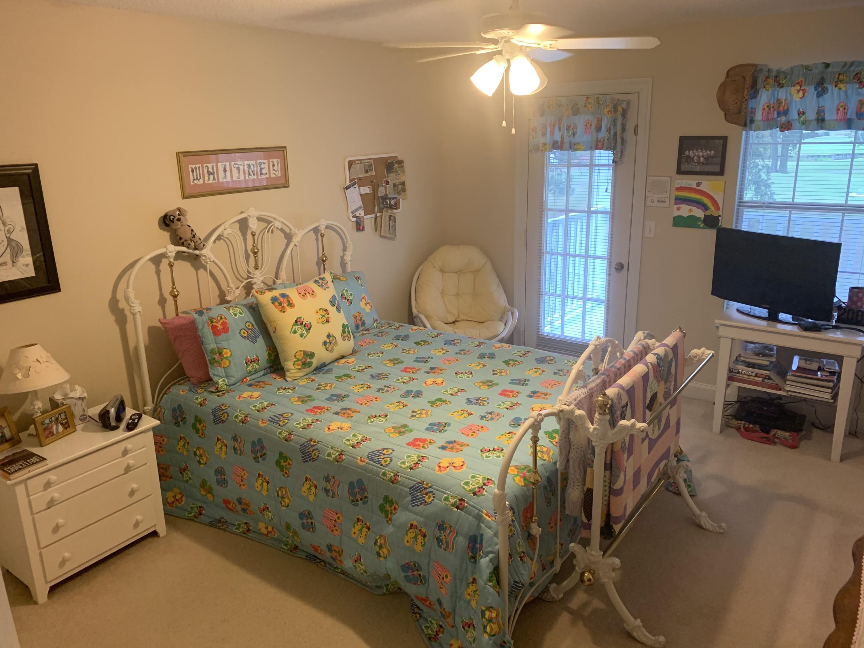 LAKE LORRAINE ESTATES - Residential