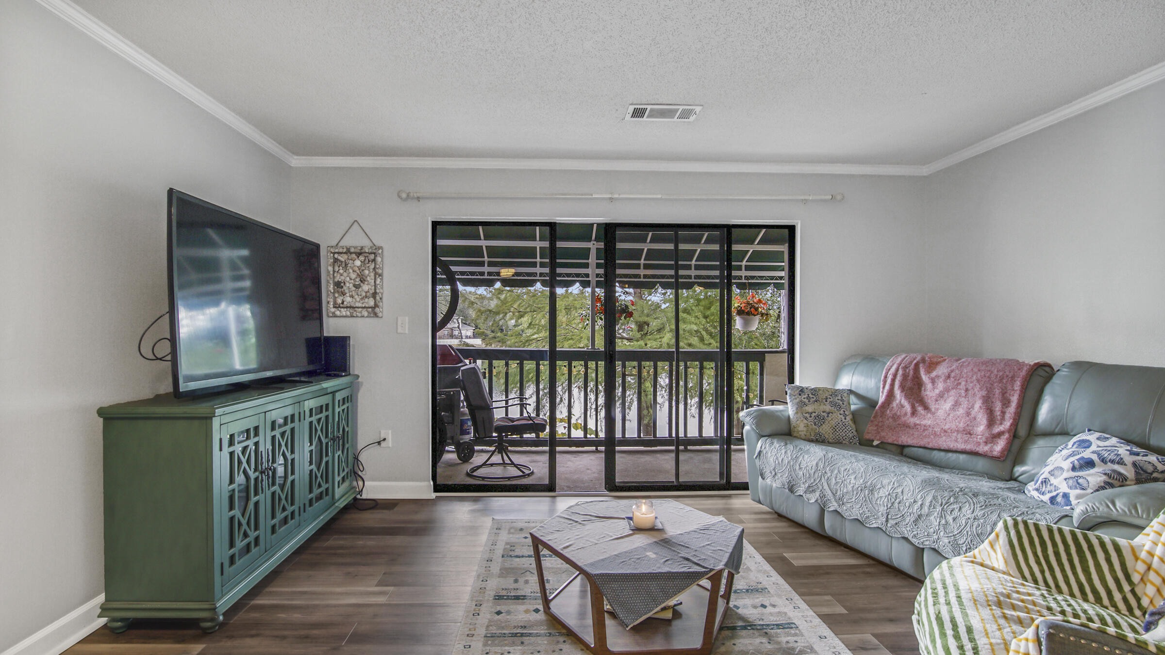 LAKESIDE CONDO AT BLUEWATER BAY - Residential