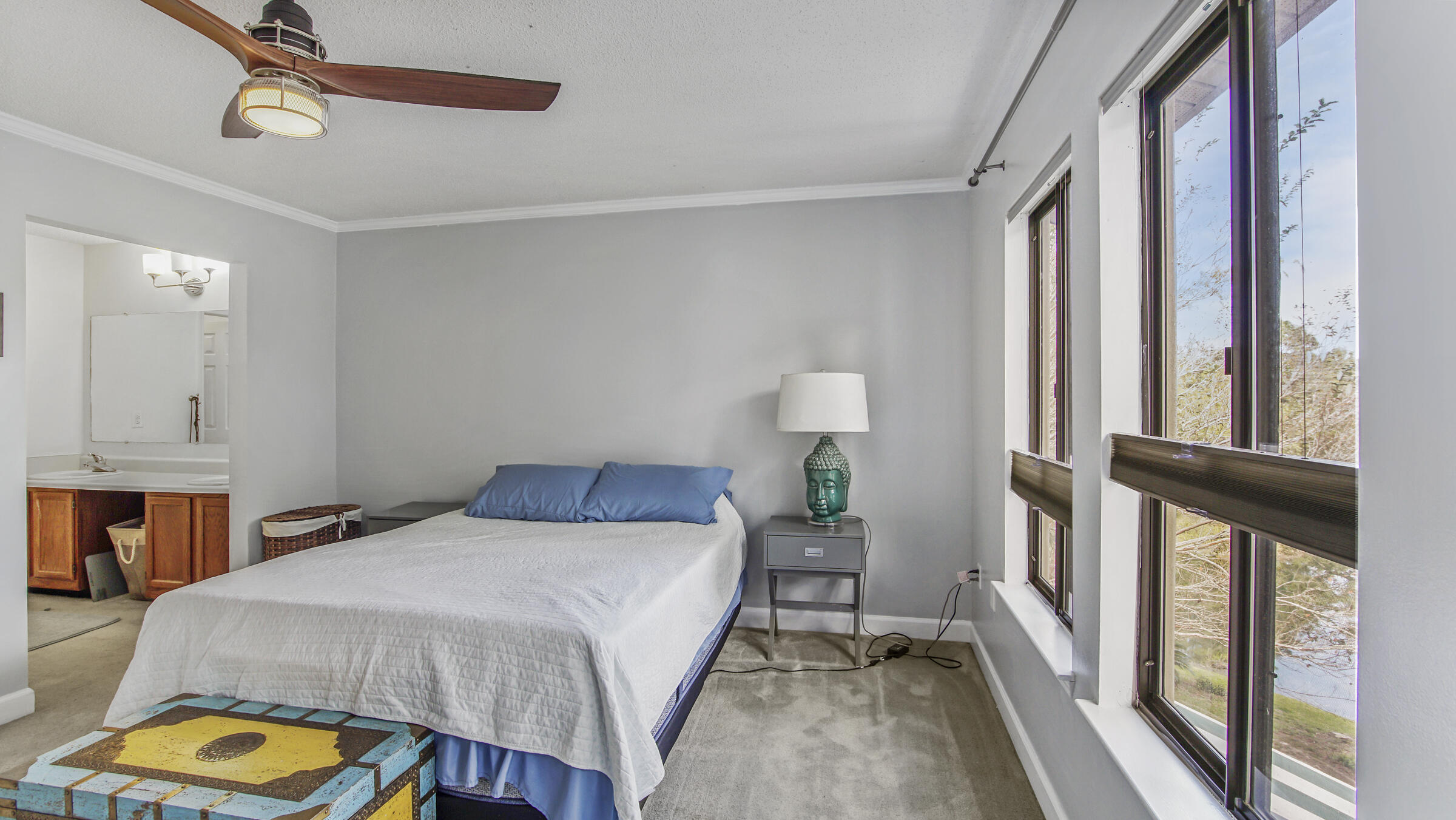 LAKESIDE CONDO AT BLUEWATER BAY - Residential