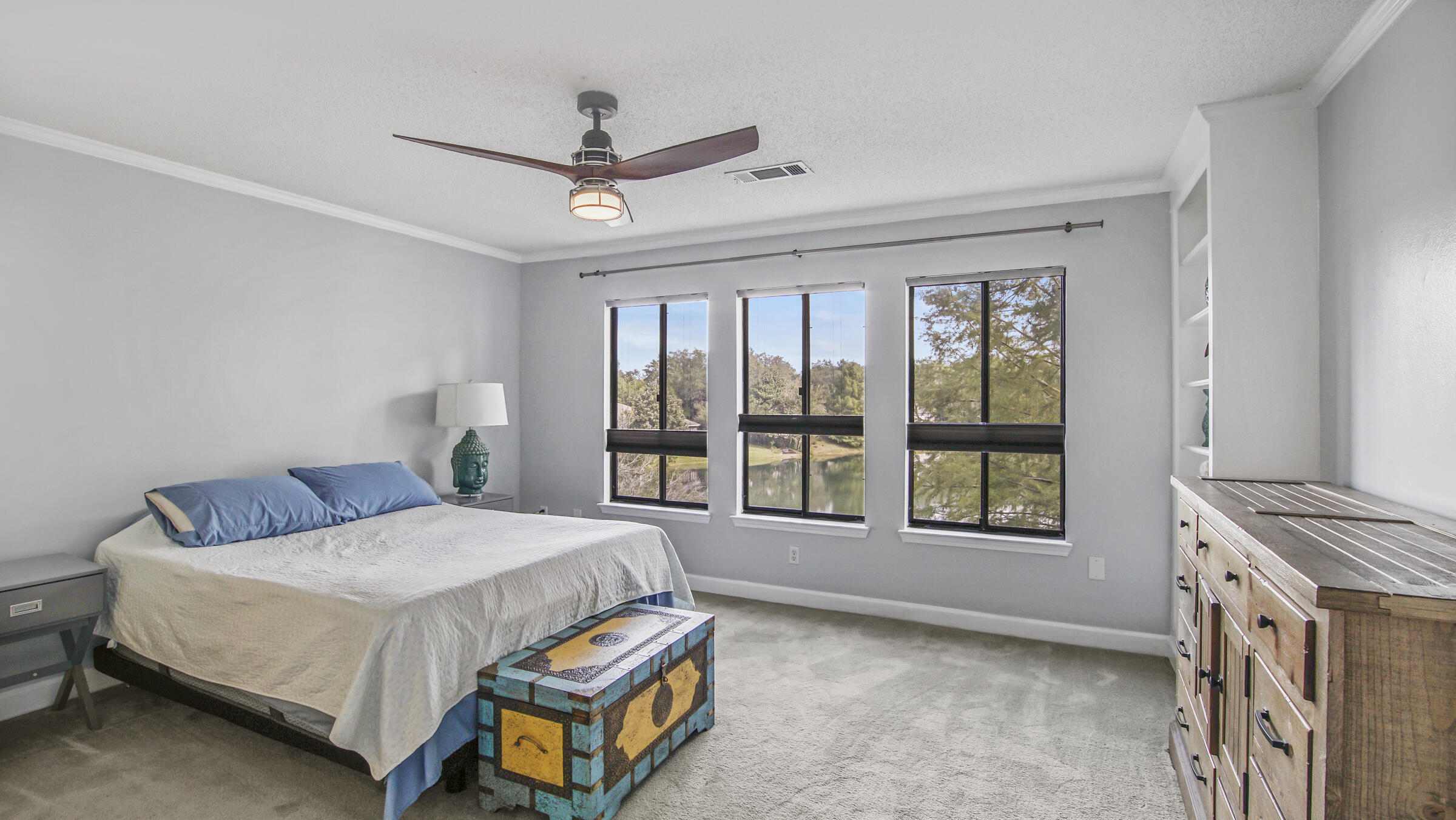 LAKESIDE CONDO AT BLUEWATER BAY - Residential