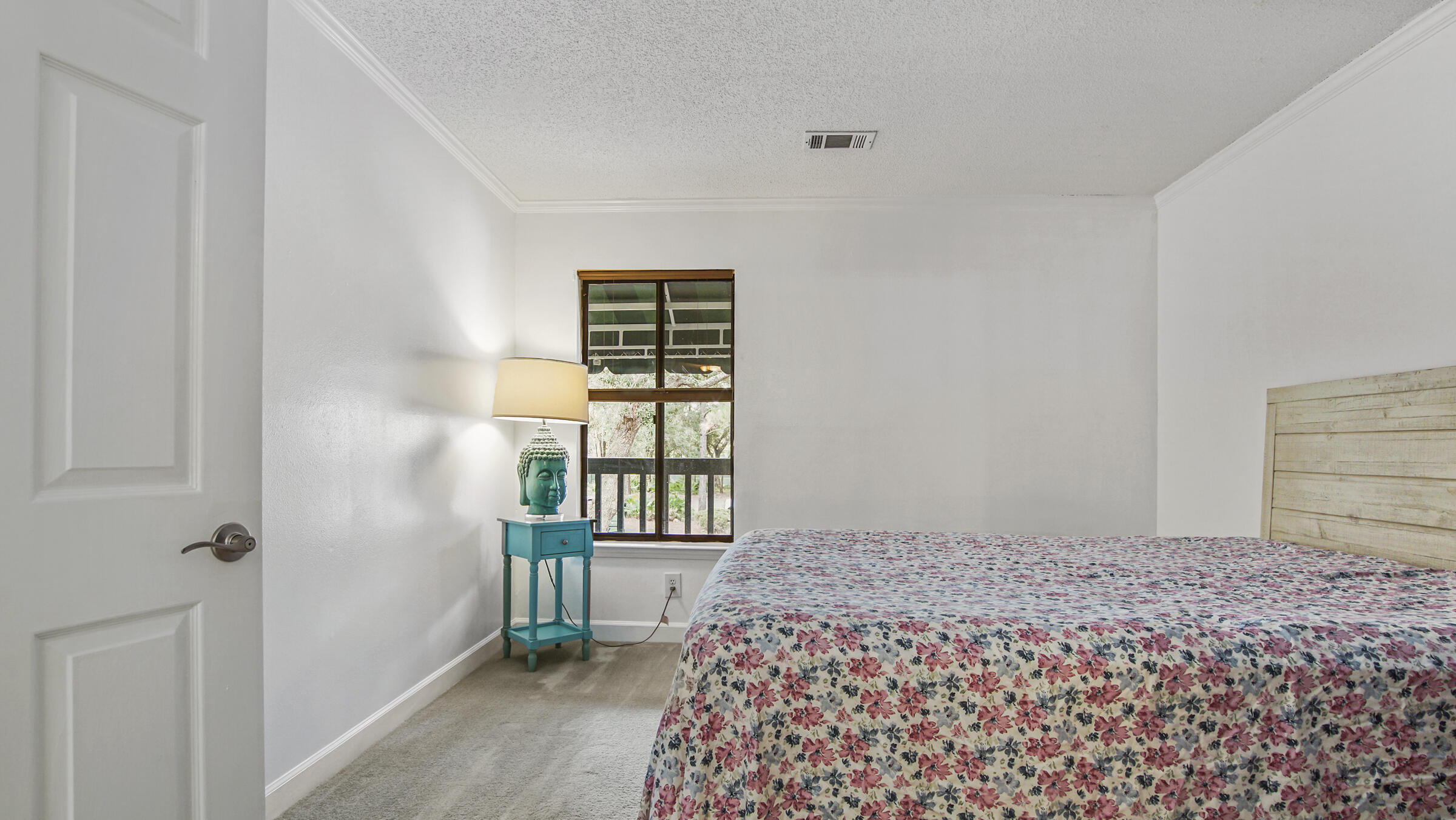 LAKESIDE CONDO AT BLUEWATER BAY - Residential