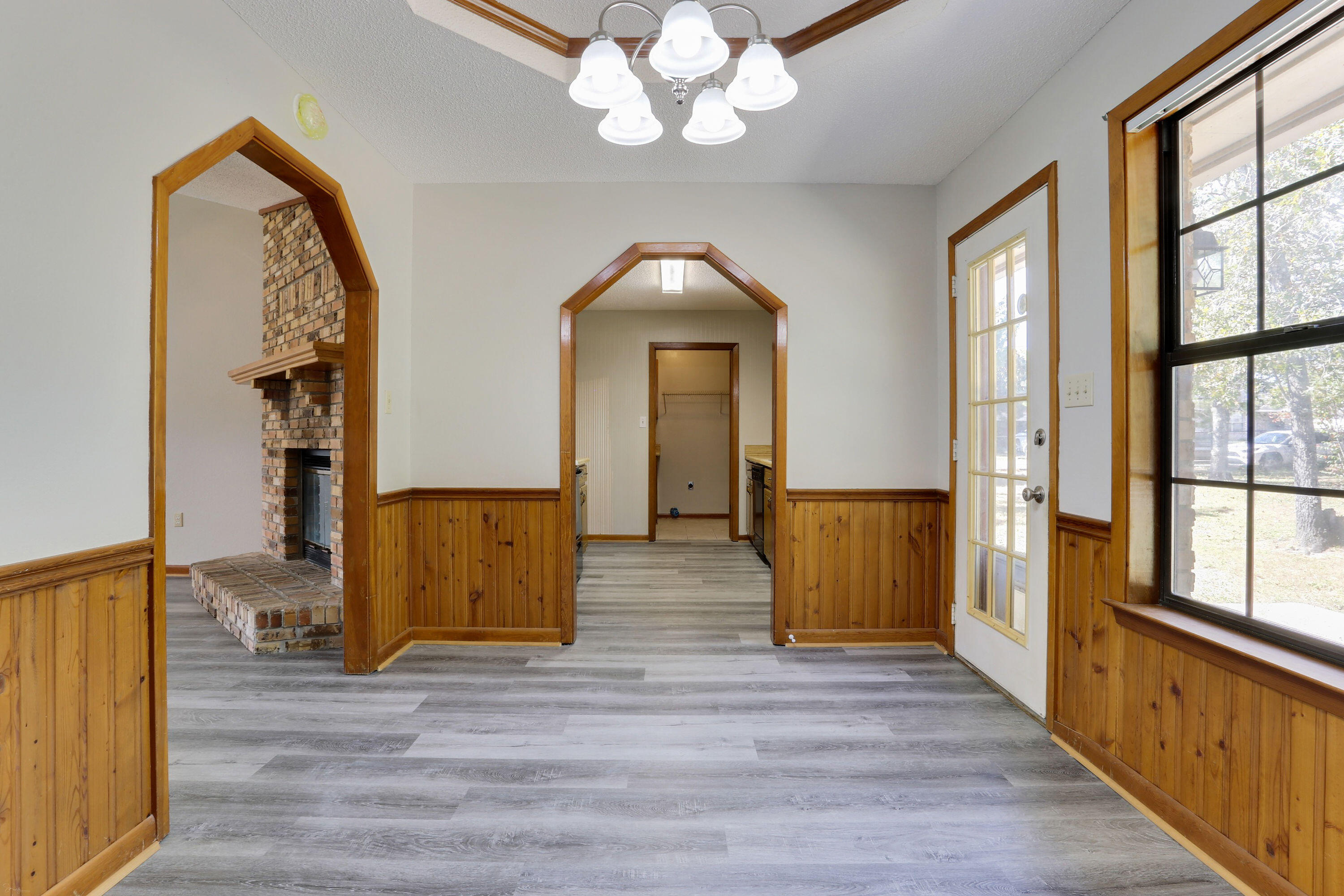 COUNTRYVIEW ESTATES 3RD ADDN - Residential