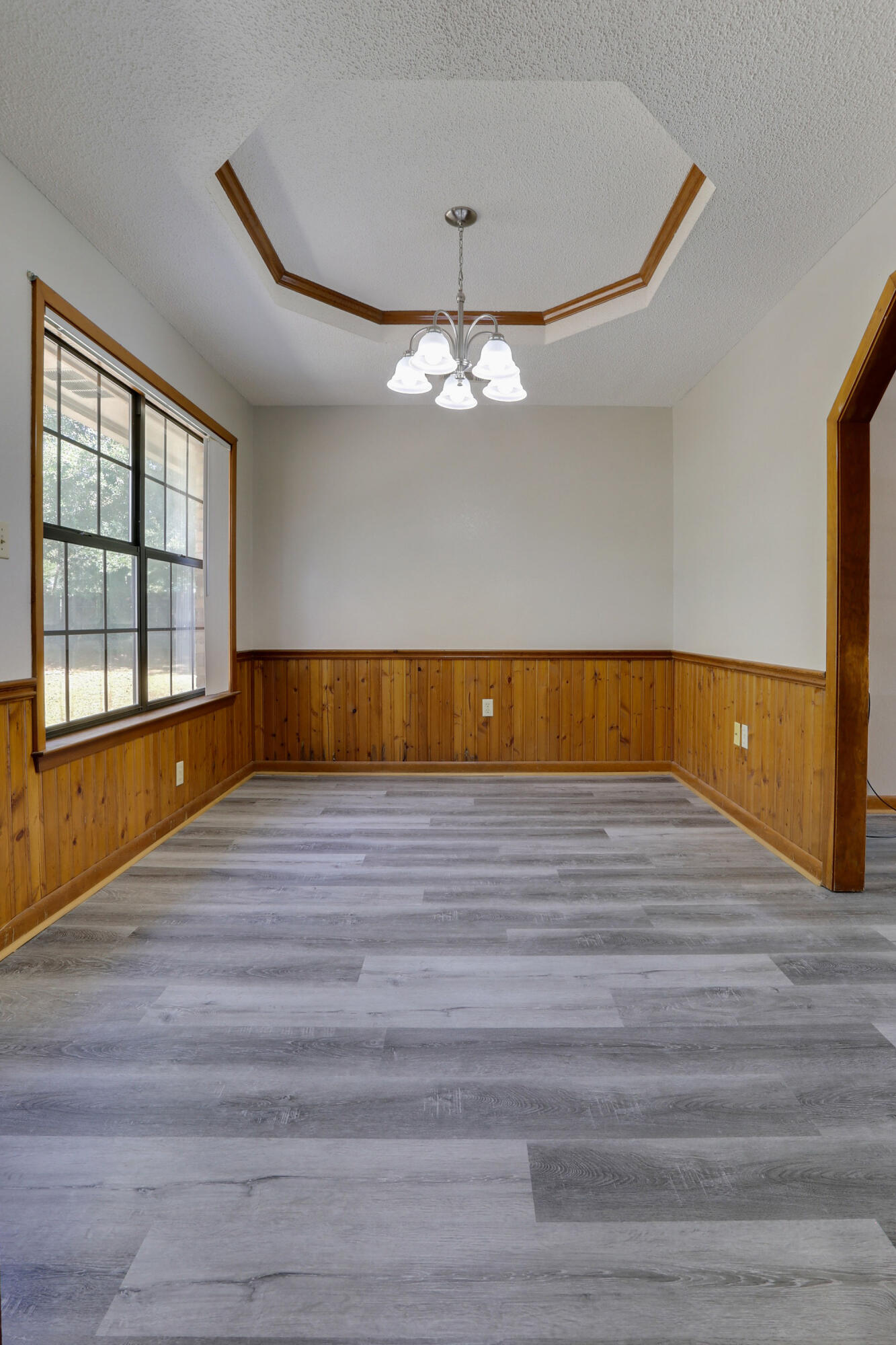 COUNTRYVIEW ESTATES 3RD ADDN - Residential