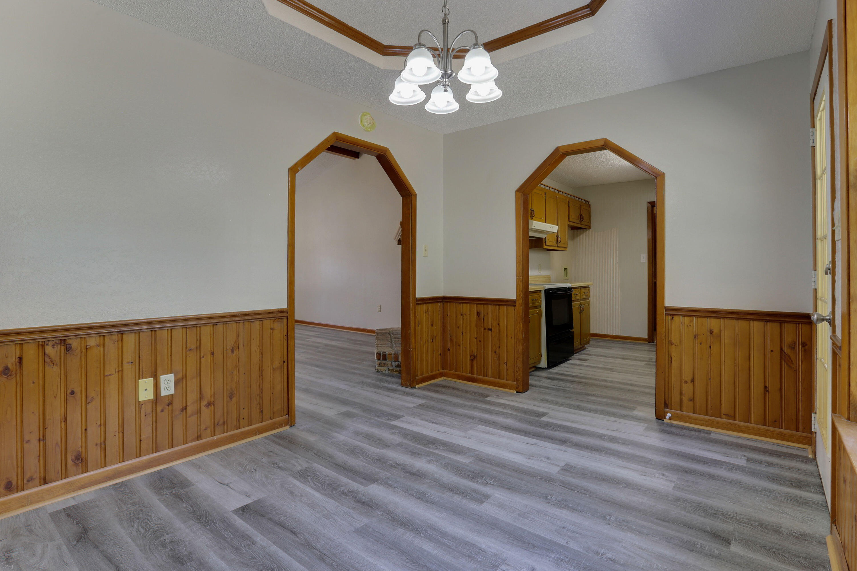 COUNTRYVIEW ESTATES 3RD ADDN - Residential