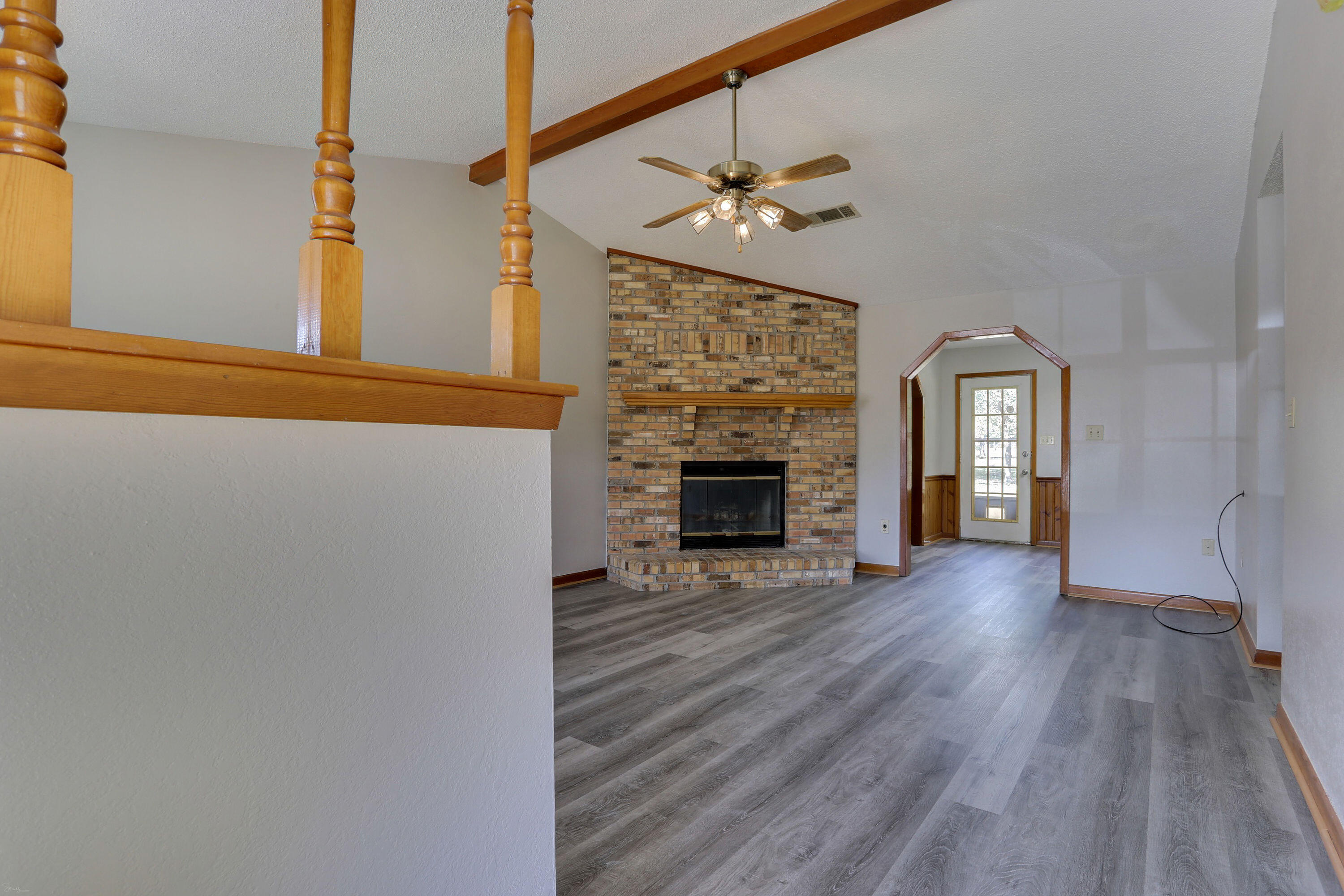 COUNTRYVIEW ESTATES 3RD ADDN - Residential