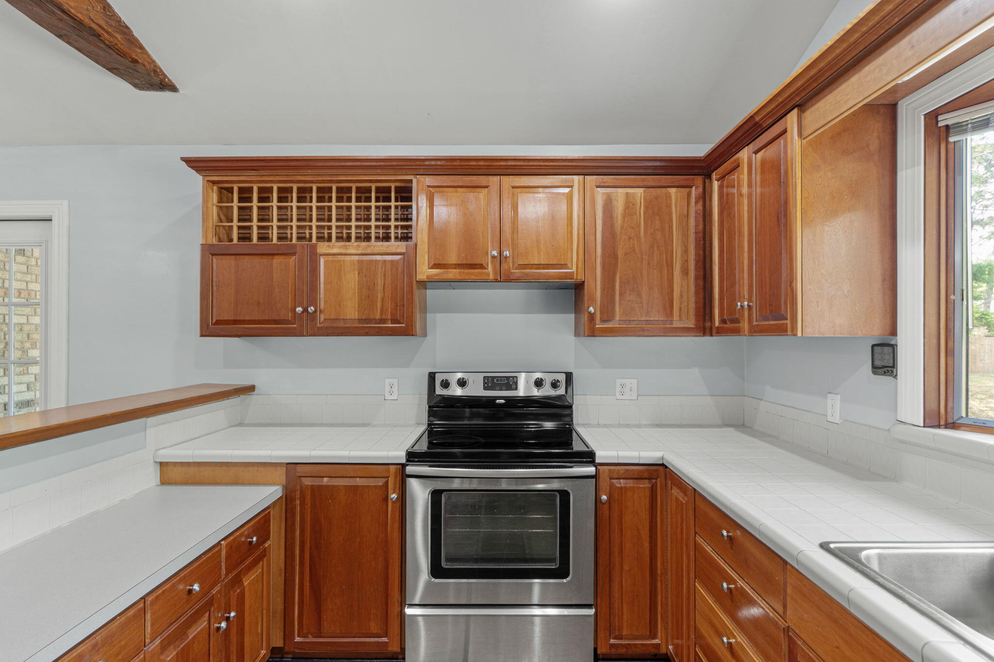 HOLLEY BY THE SEA - Residential