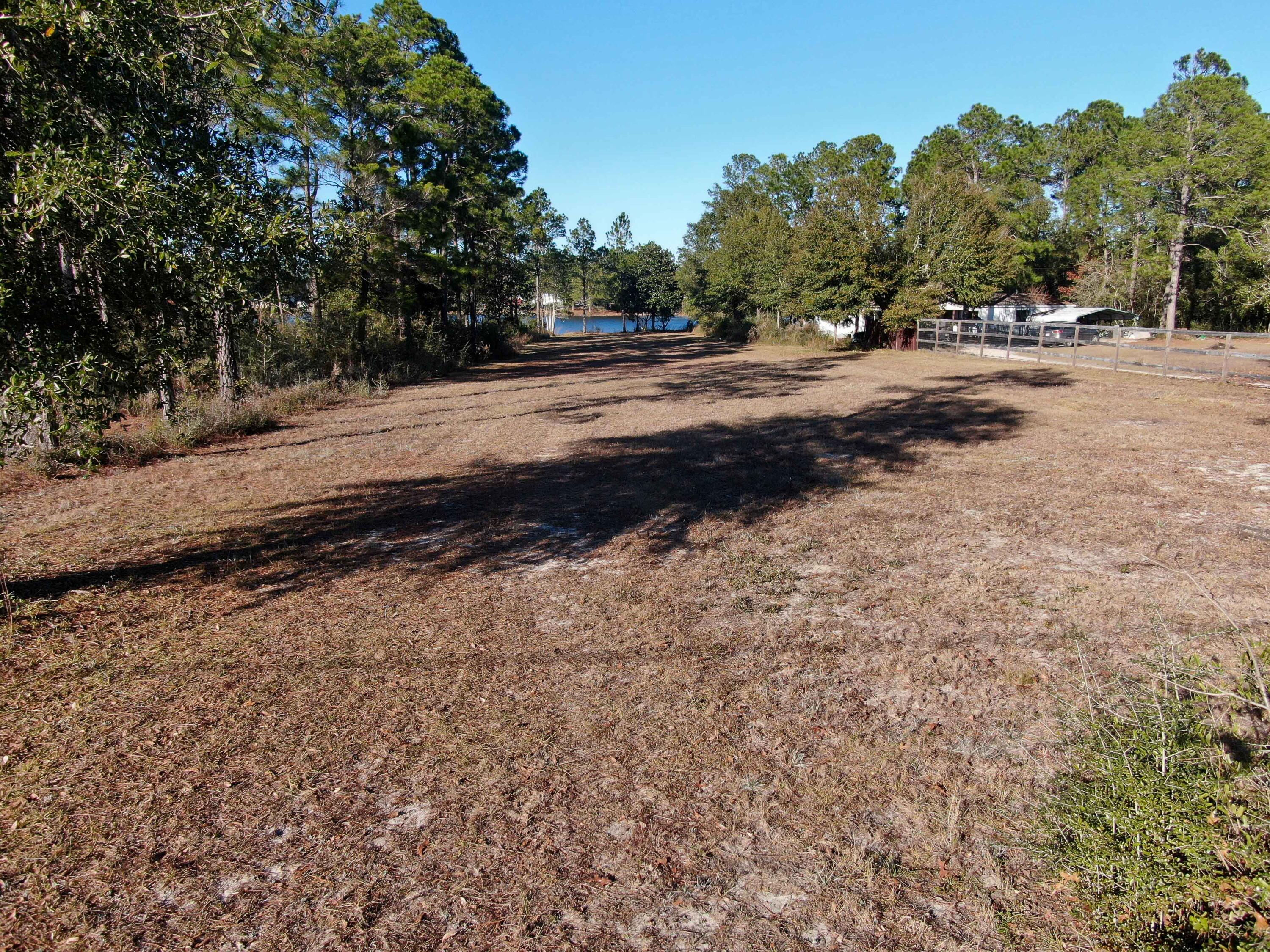 IMPERIAL LAKES - Land