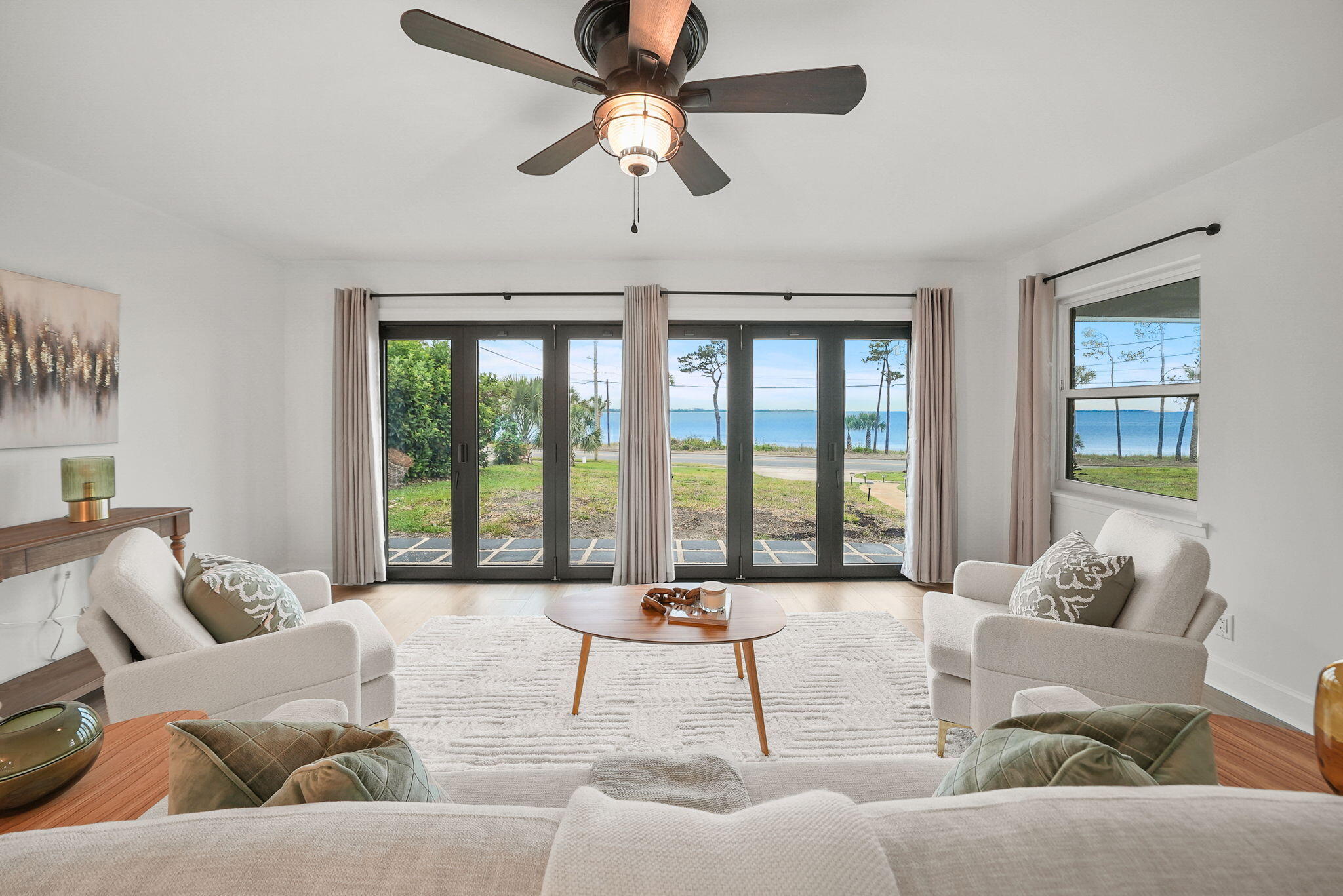 920 W Beach Drive