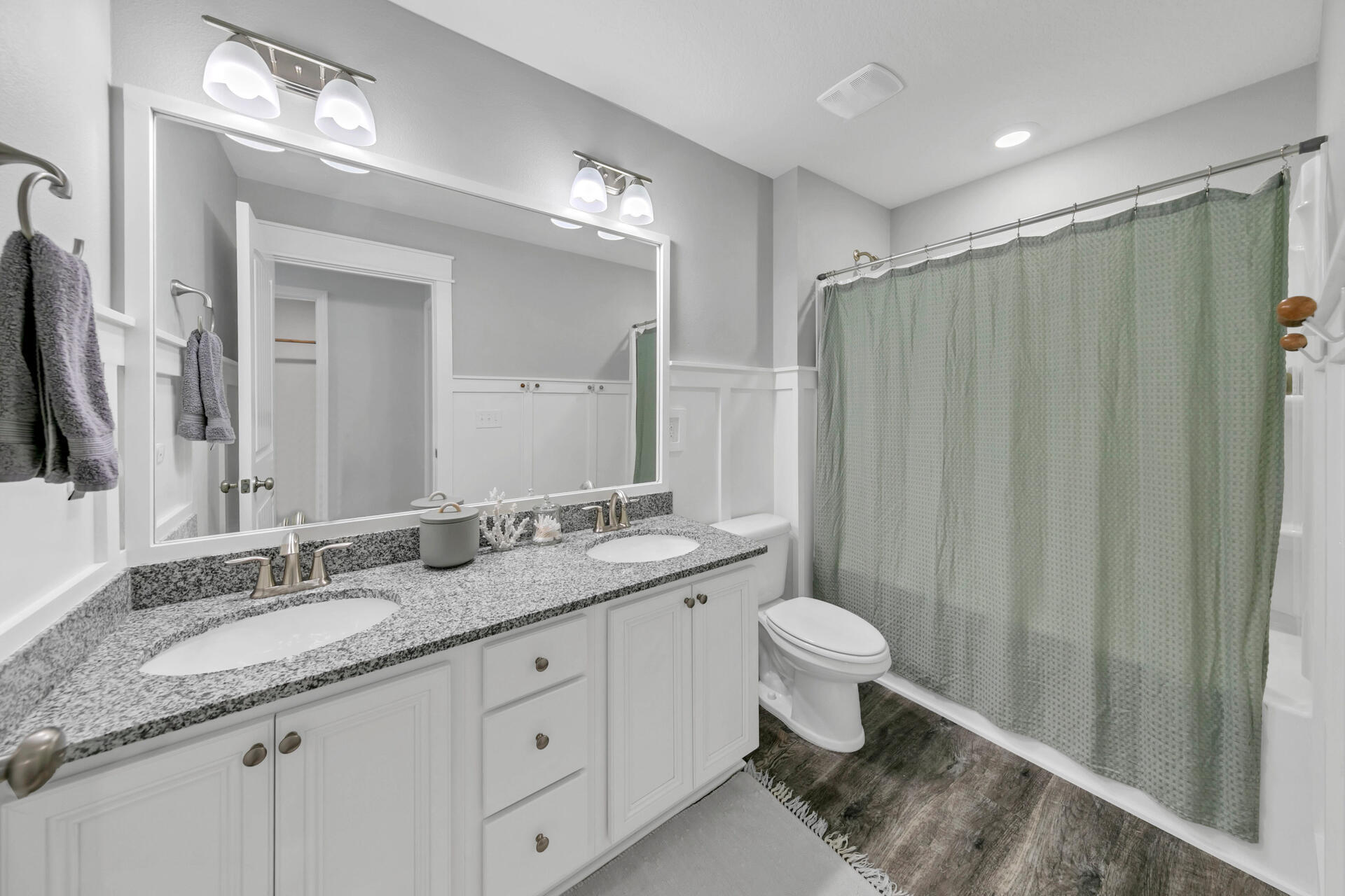 STONEGATE - Residential