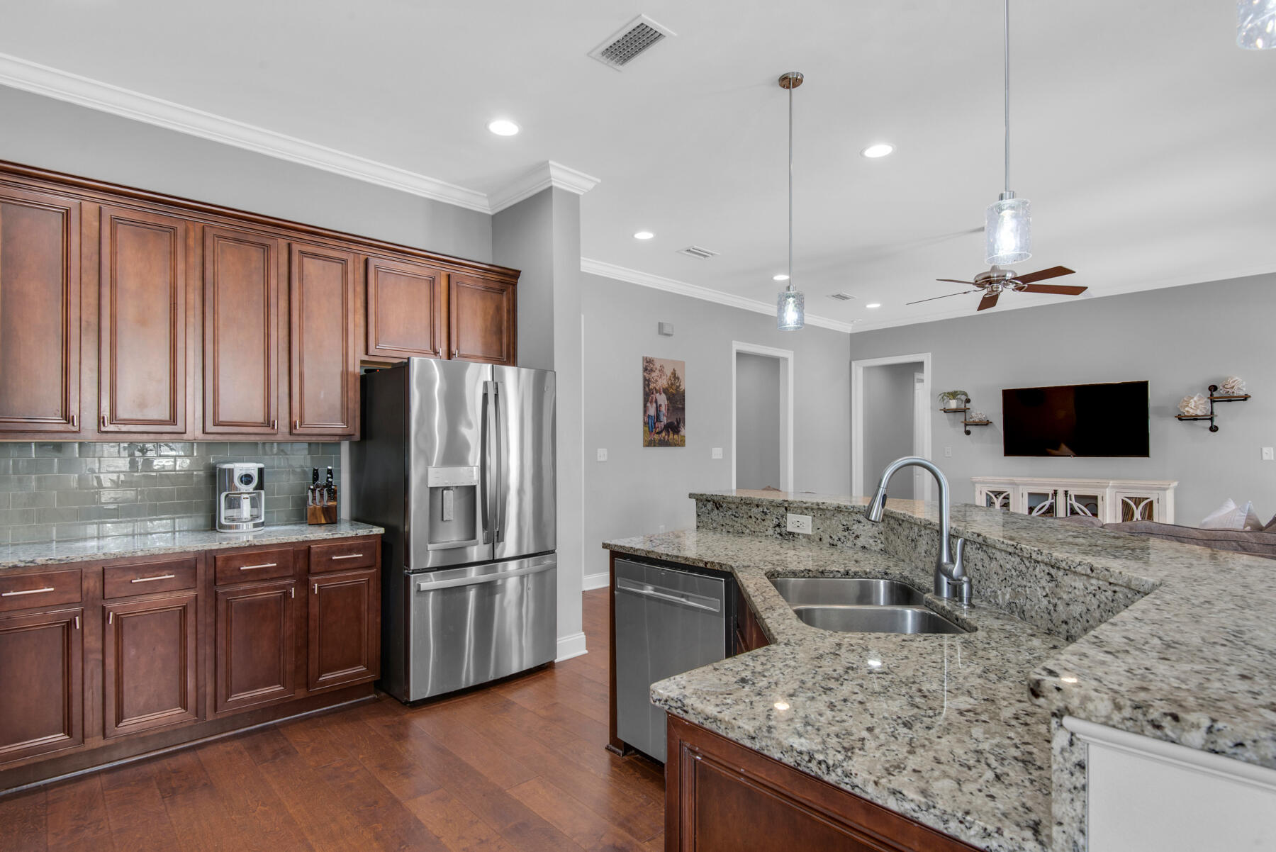 MAGNOLIA WOODS - Residential