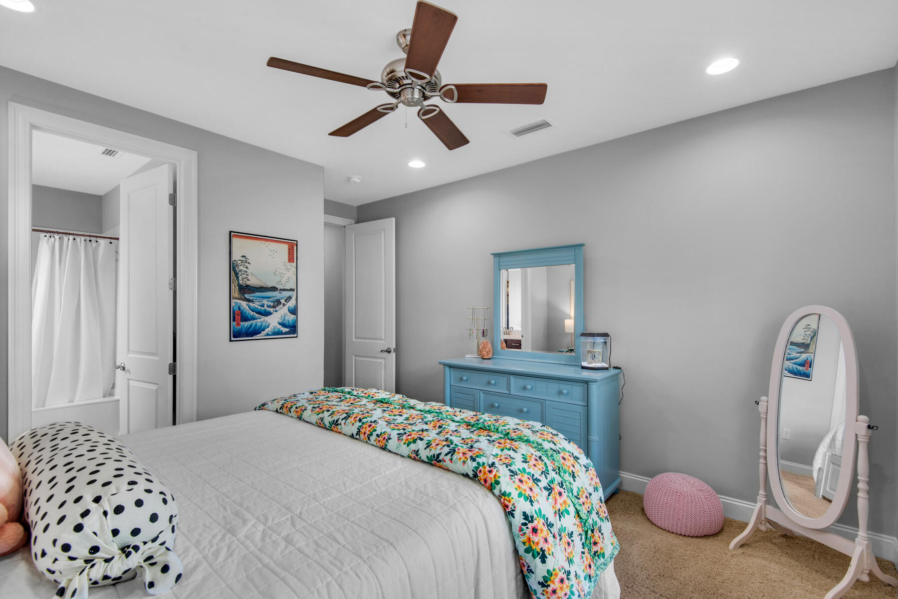 MAGNOLIA WOODS - Residential