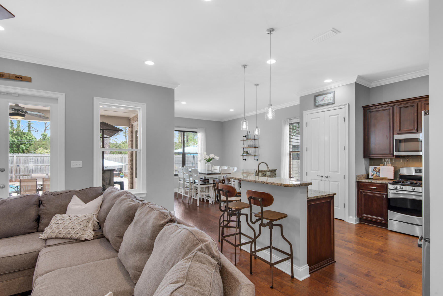 MAGNOLIA WOODS - Residential