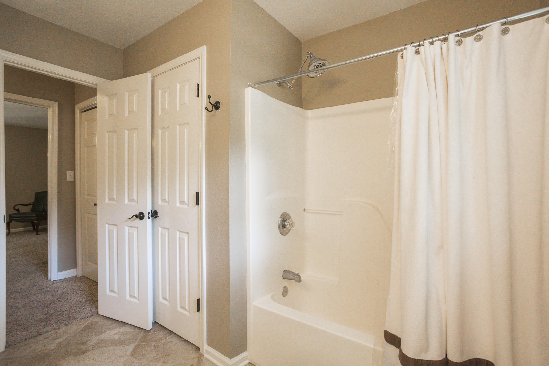 MOORES LANDING - Residential