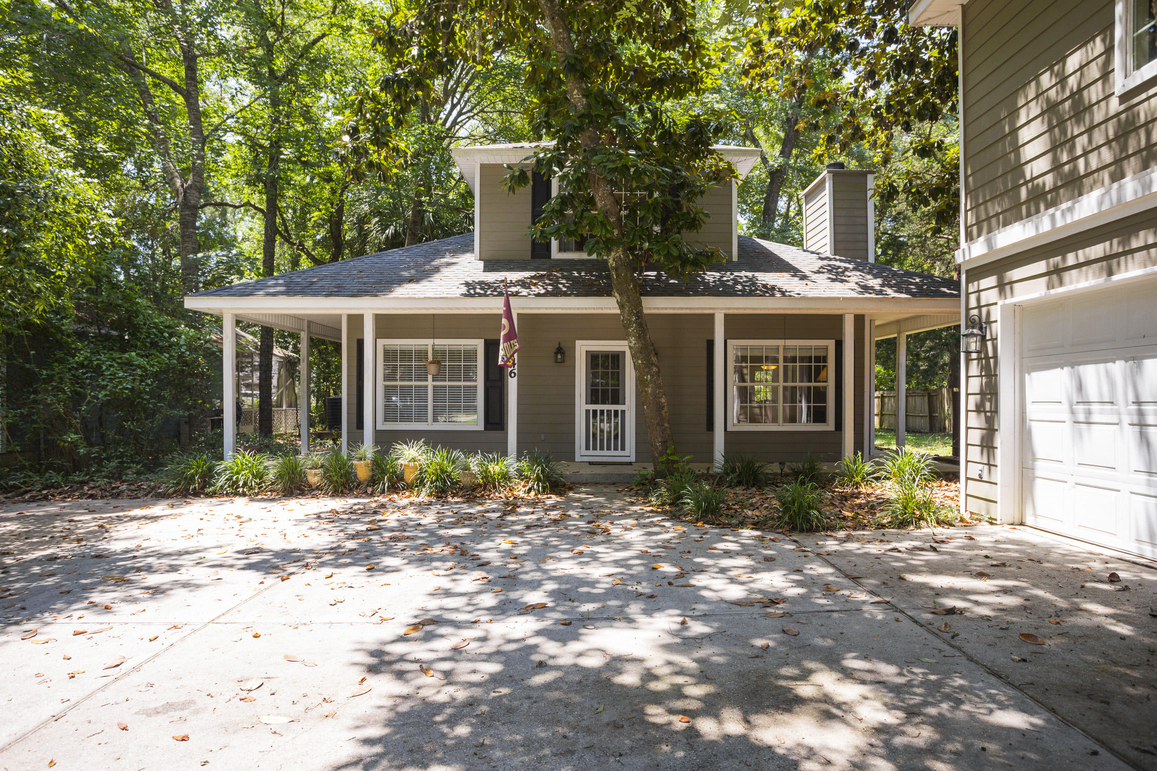 MOORES LANDING - Residential