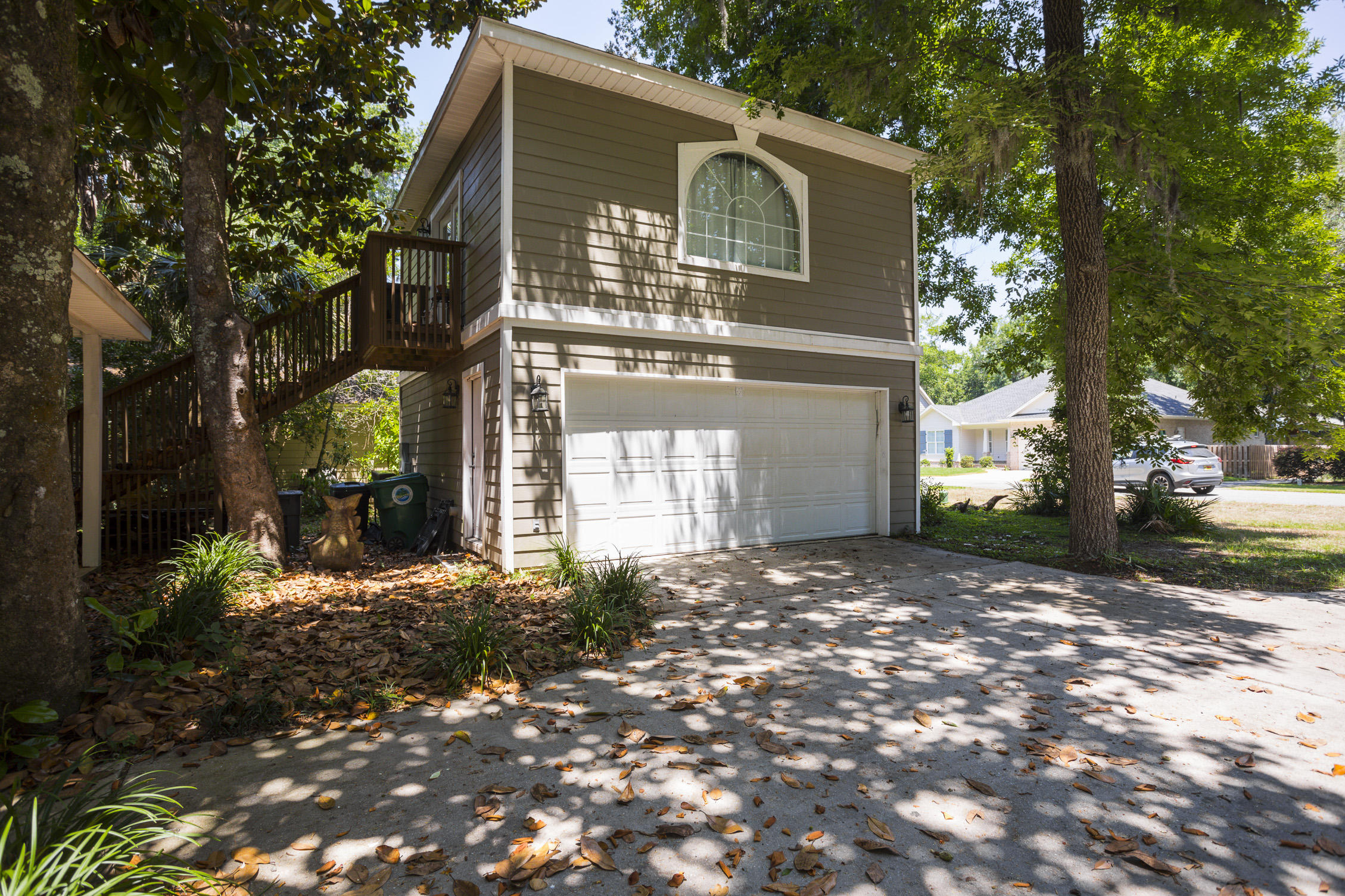 MOORES LANDING - Residential