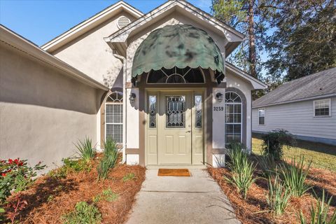 Photo of 3259 Skyview Drive, Other, FL (MLS # 990793)