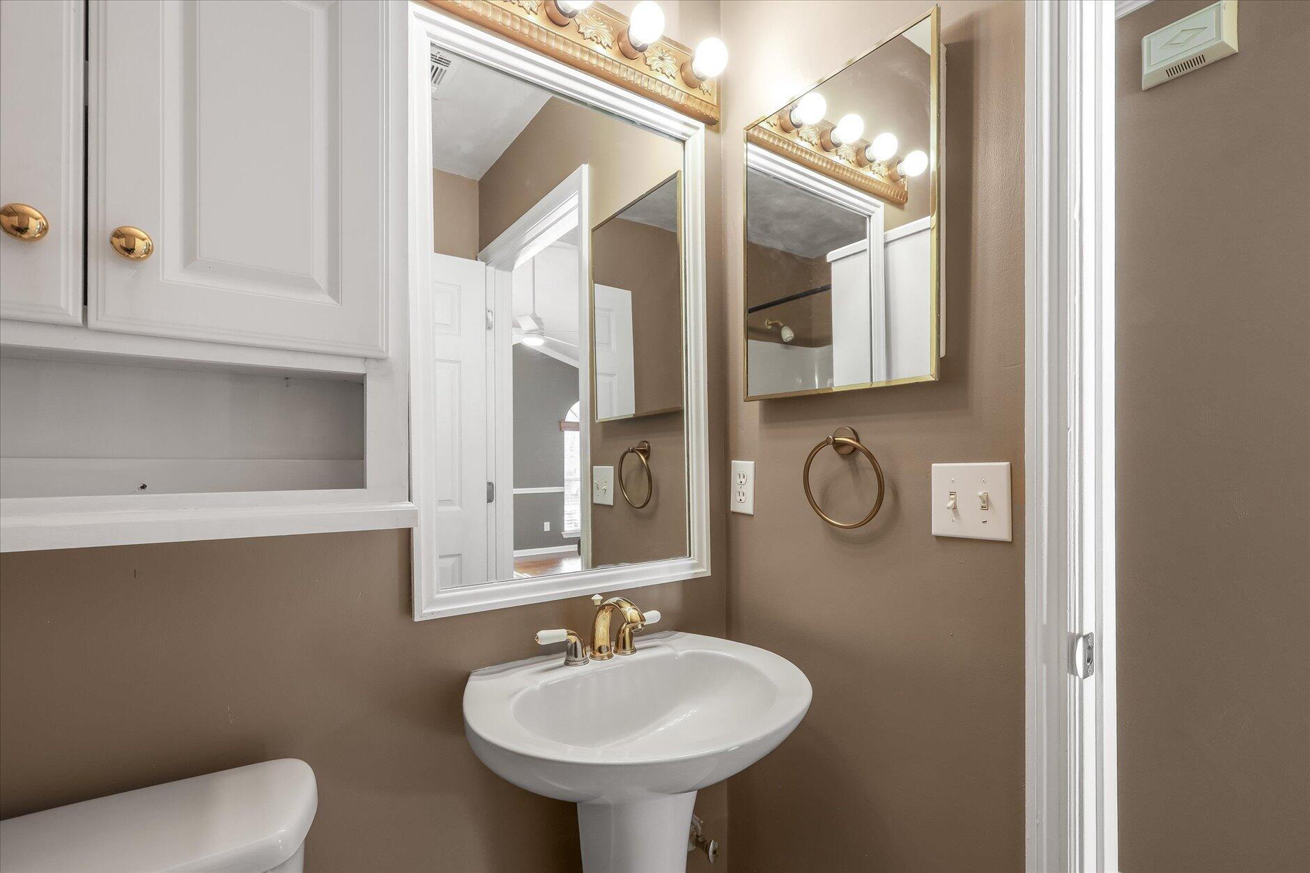 VIEW POINTE - Residential