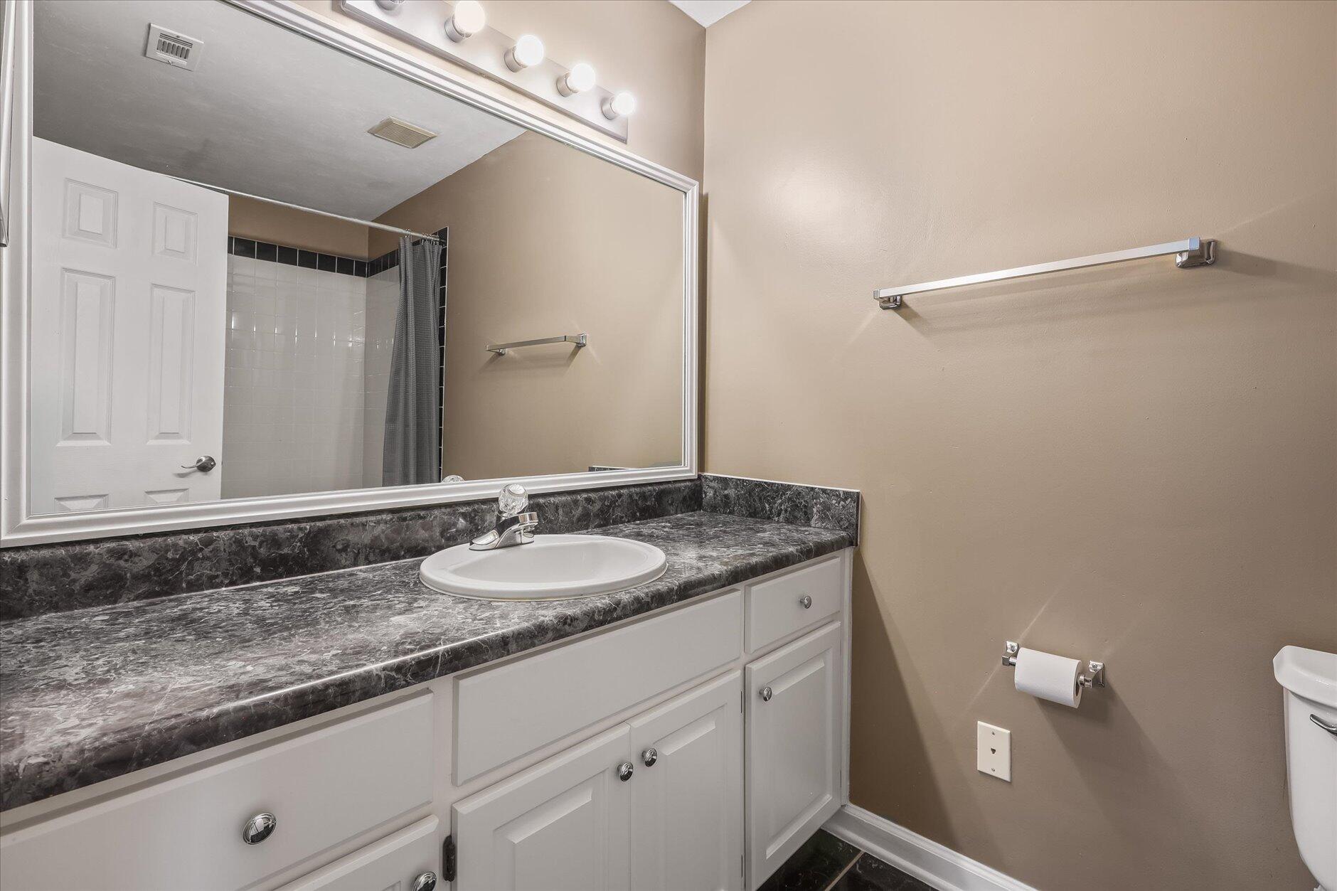 VIEW POINTE - Residential