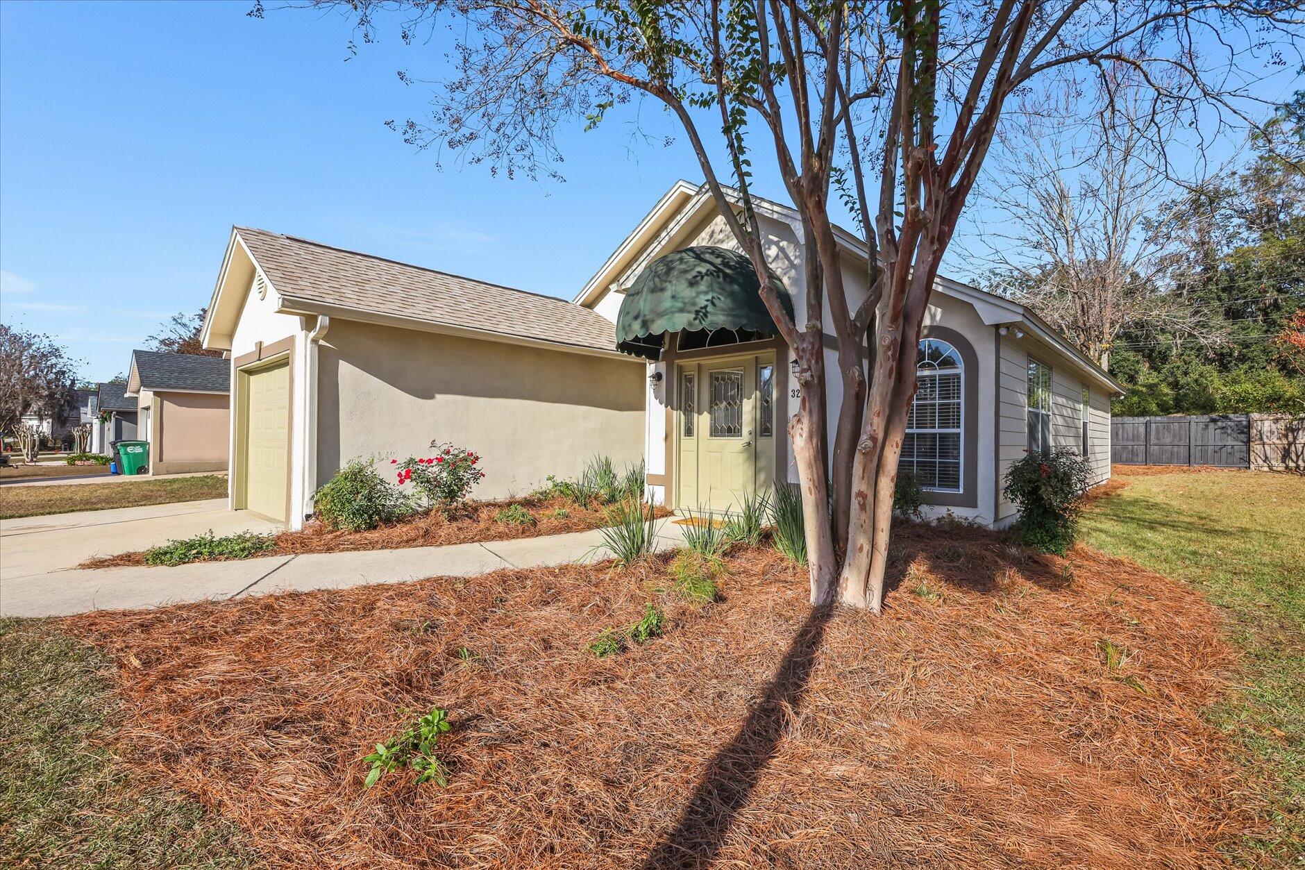 VIEW POINTE - Residential